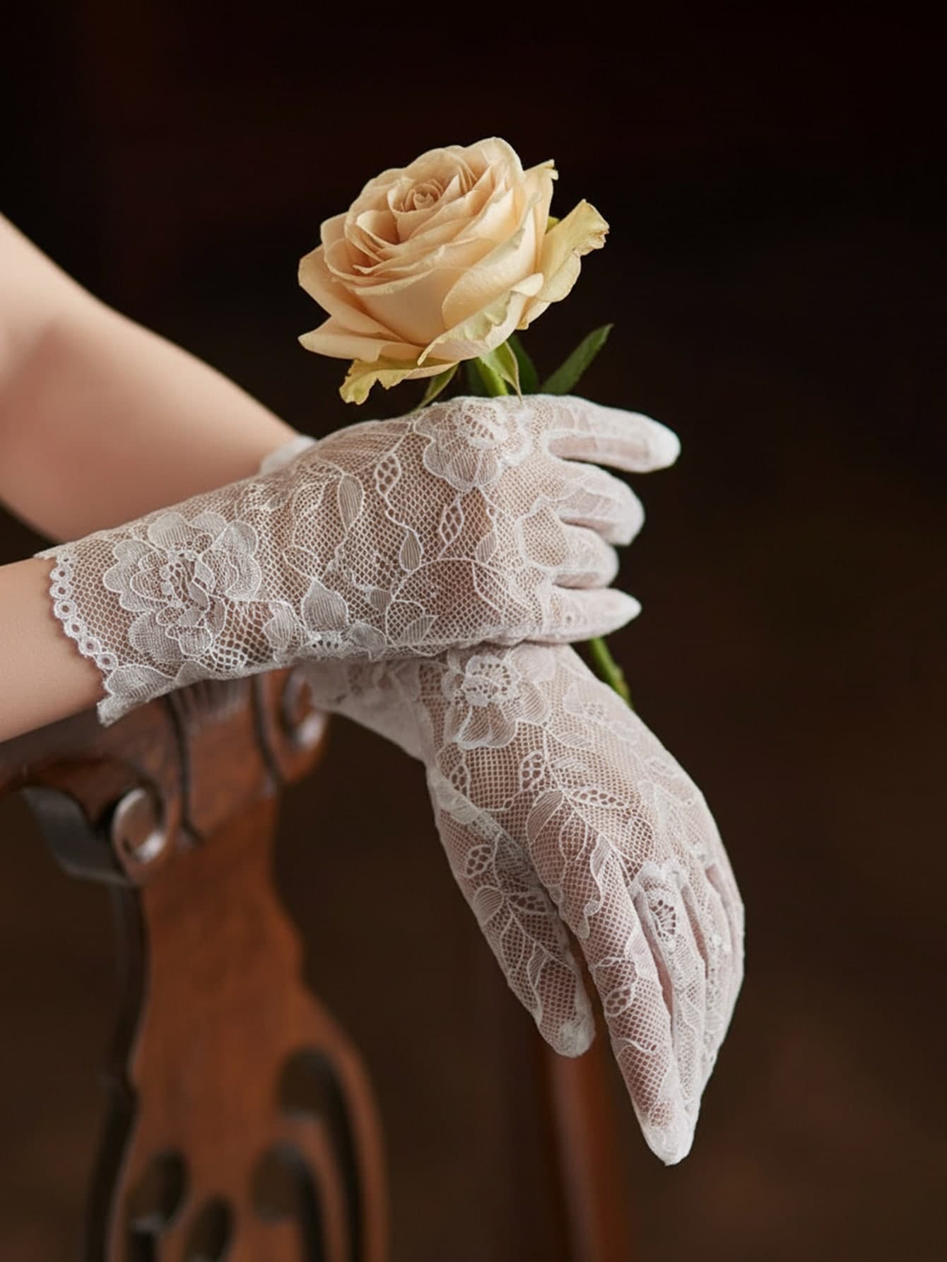 1 Pair Romantic Elastic Lace Gloves, Wedding Bridal Gloves, Party Date Soft UV Protection Gloves, Wedding Ball Bridal Accessories Gloves,Summer,Beach