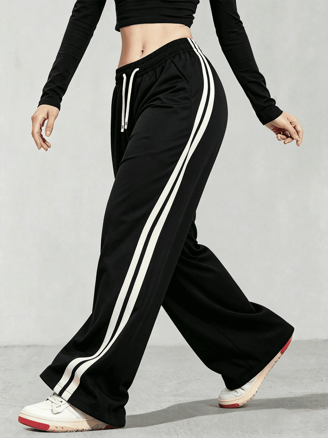 Black & White Striped High Waist Drawstring Loose Straight Leg Casual Pants, Relaxed Fit Straight Leg Leisure Trousers For Women Sports