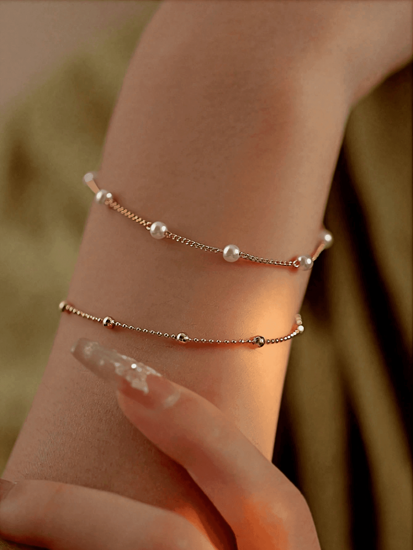 2pcs Pearl Decor Elegant Versatile Bracelet For Women (Bead & Pearl Quantity Randomly Assorted)