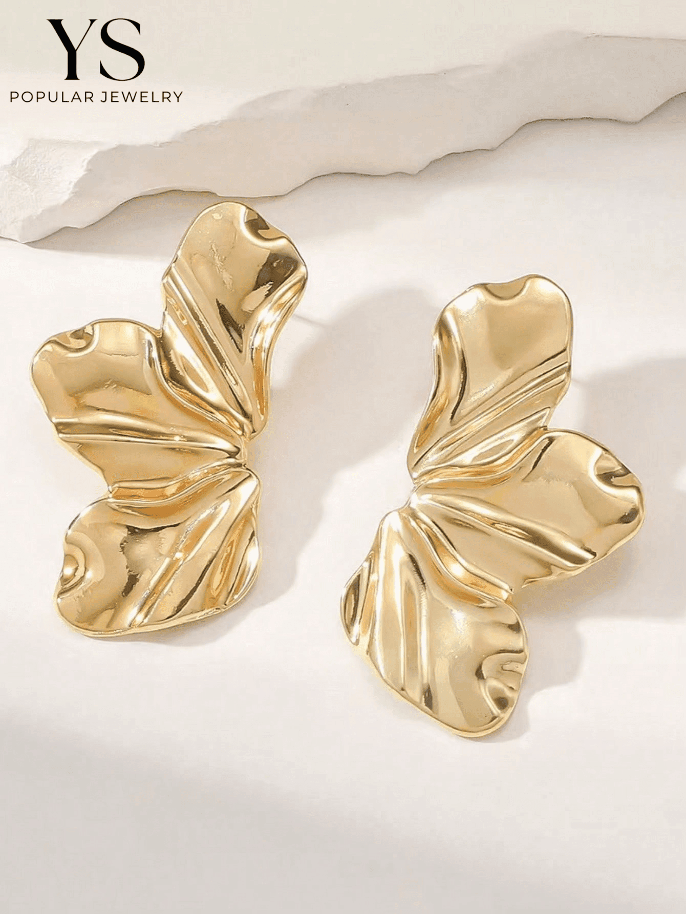 1 Pair European And American Style Heavy Metallic Leaf Design Asymmetric Statement Earrings For Women's Daily Matching