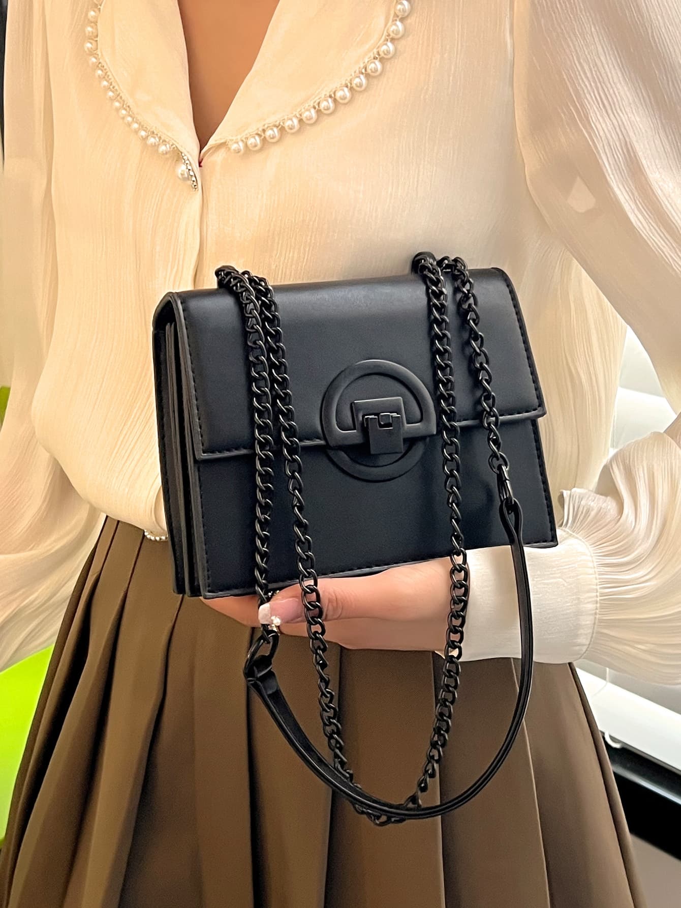 Mini Metal Decor Flap Chain Square Bag Stylish Buckle Decor Crossbody Bag Square Flap Shoulder Bag Women's Handbag Purse, Fashionable Business Casual Bag For Women, Perfect For Office, Business And Work