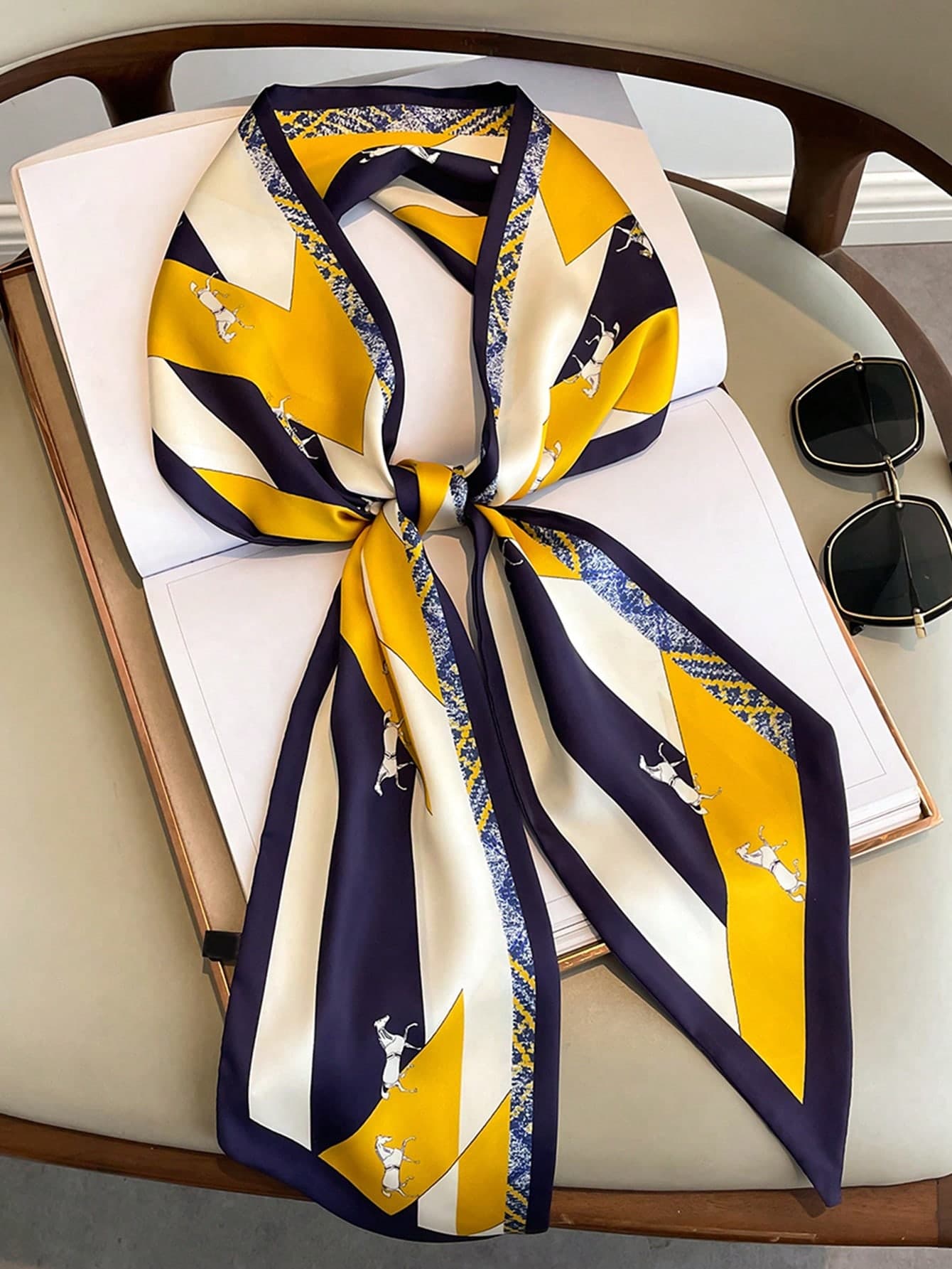 1pc Printed Long Scarf 5.3 X 57 Inches Women's Fashion Headband, Belt, Bag Handle, Neck Scarf 13.5 X 145 CM Bandana