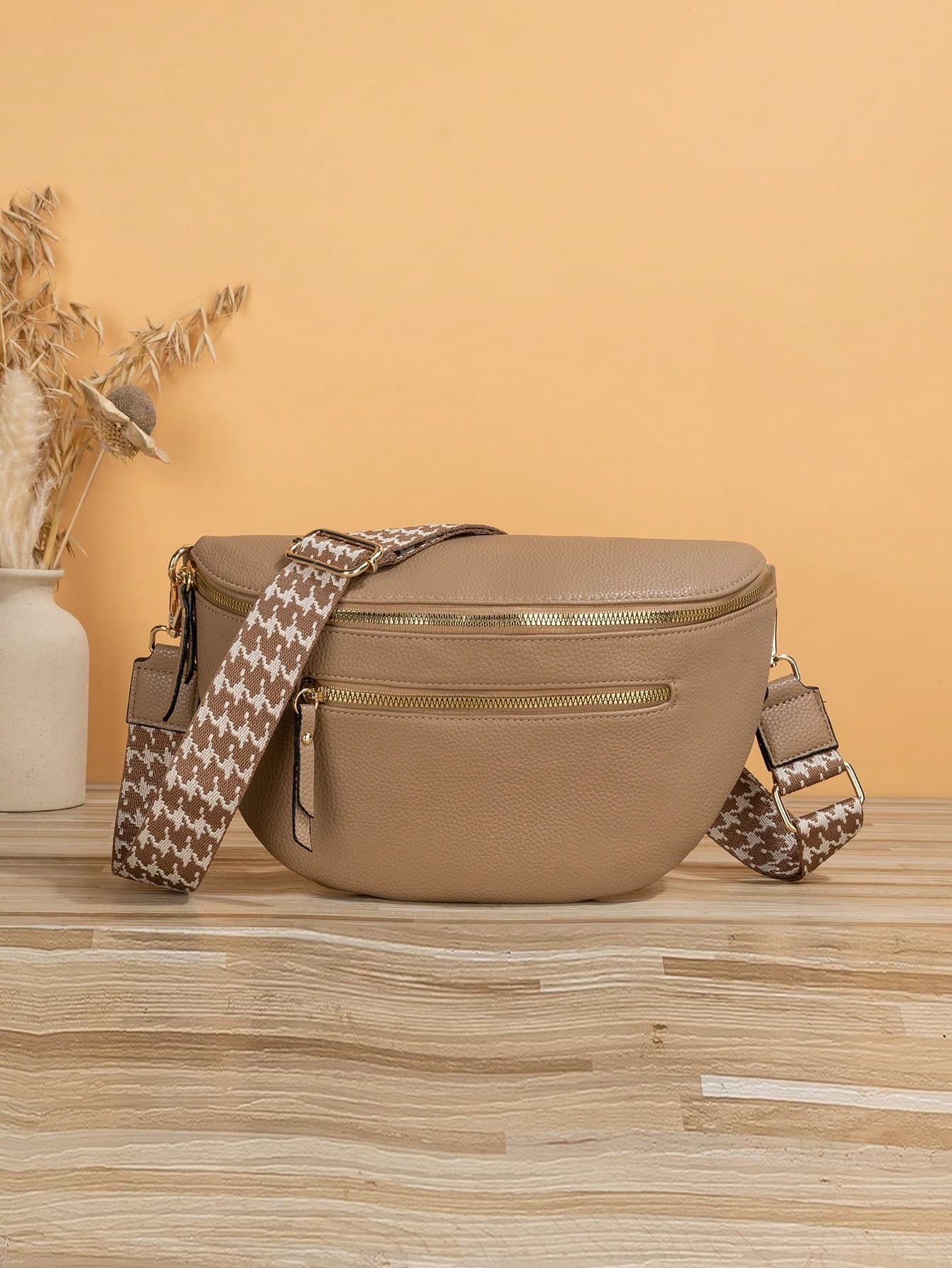Lightweight,Business Casual Medium Fanny Pack Zip Front For Teen Girls Women College Students,Rookies & White-collar Workers Perfect for Office,College,Work ,Business,Commute,Outdoors, Travel, Outings