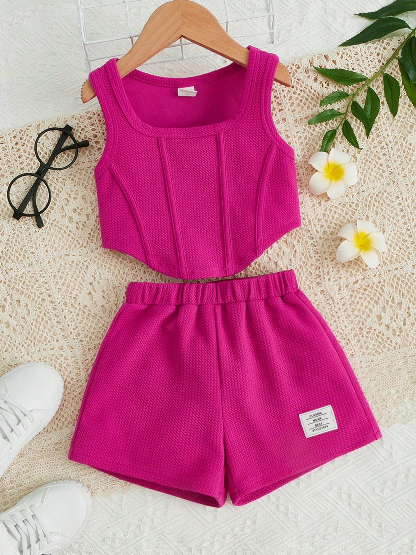 SHEIN Young Girl Square Neck Tank Top & Letter Patched Shorts,Kids