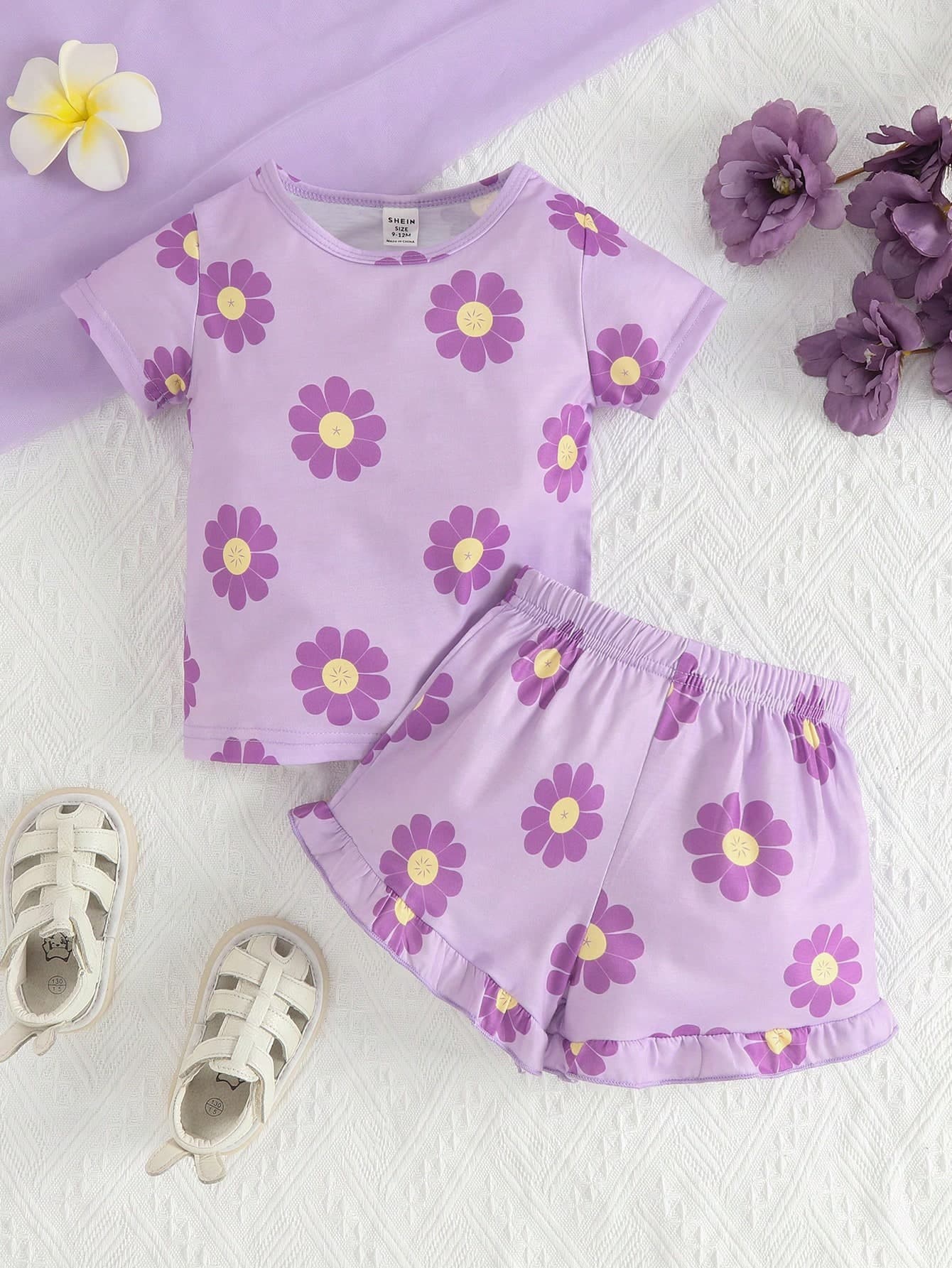 Baby Girl Floral Print Tee & Ruffle Hem Shorts