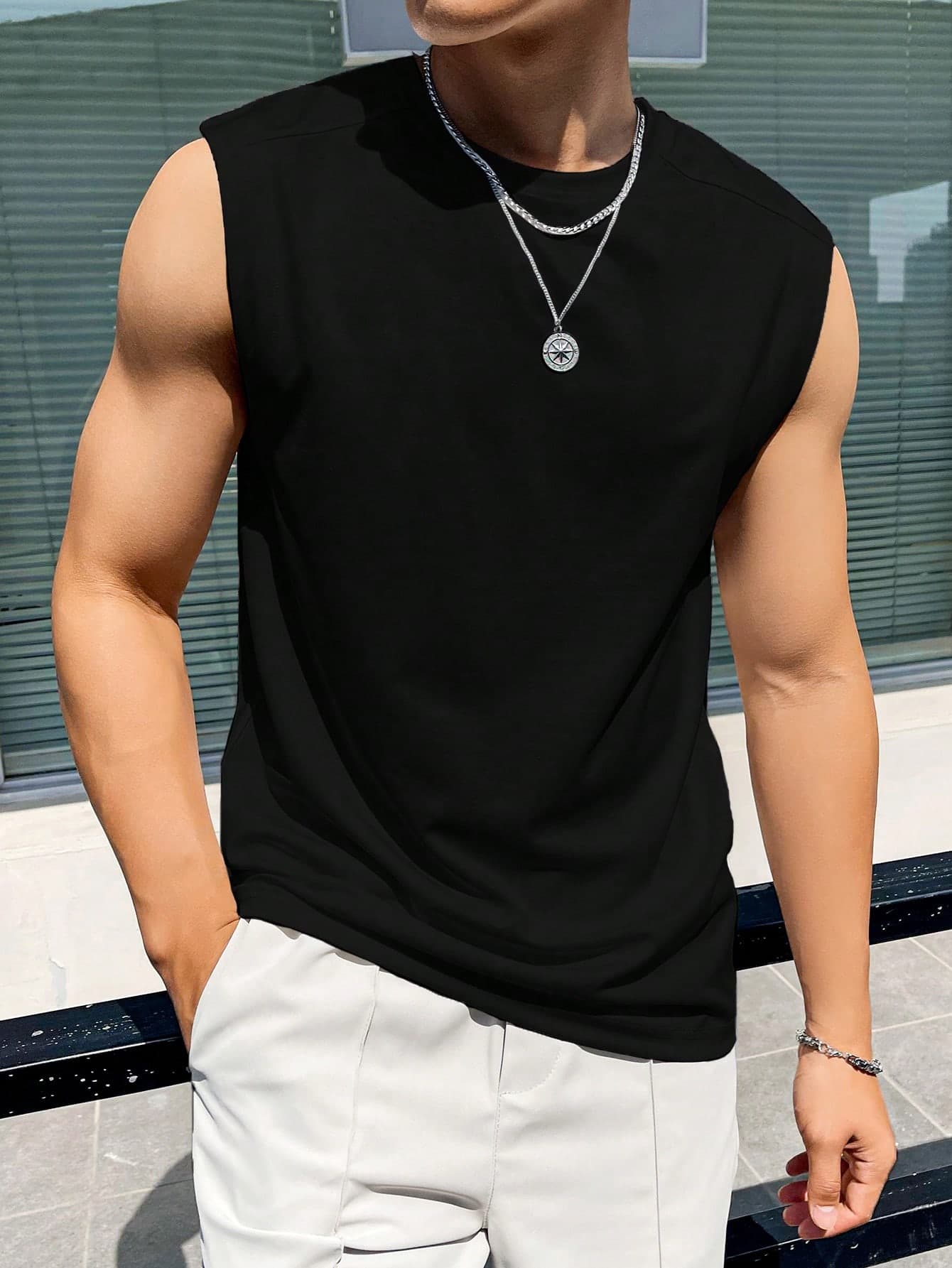 Sorvial Men Solid Tank Top, Holiday