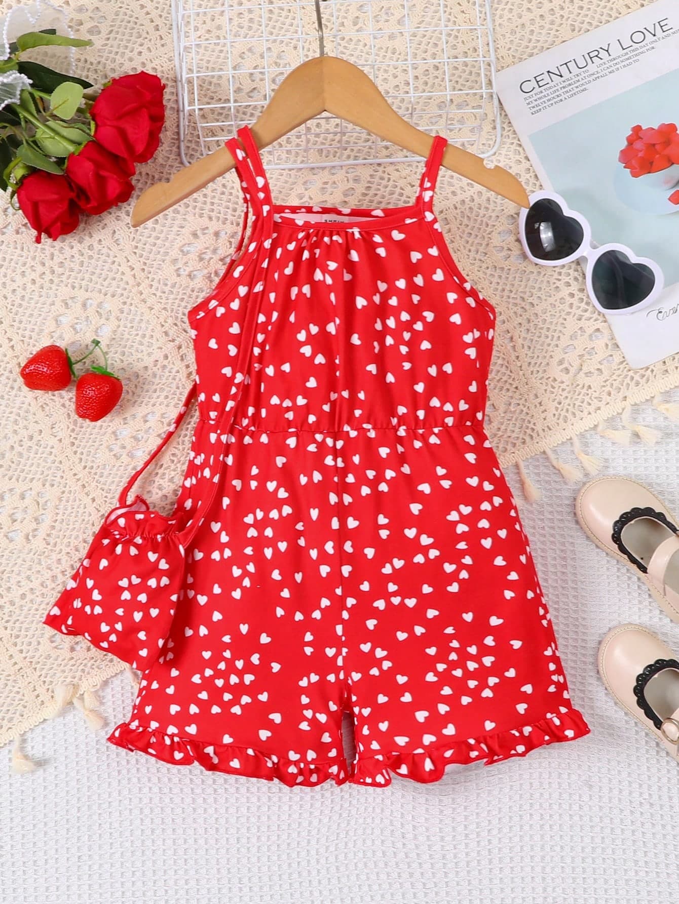 SHEIN Young Girl New Style Heart Pattern Printed Spaghetti Straps Elastic Waist Romper Summer Holiday