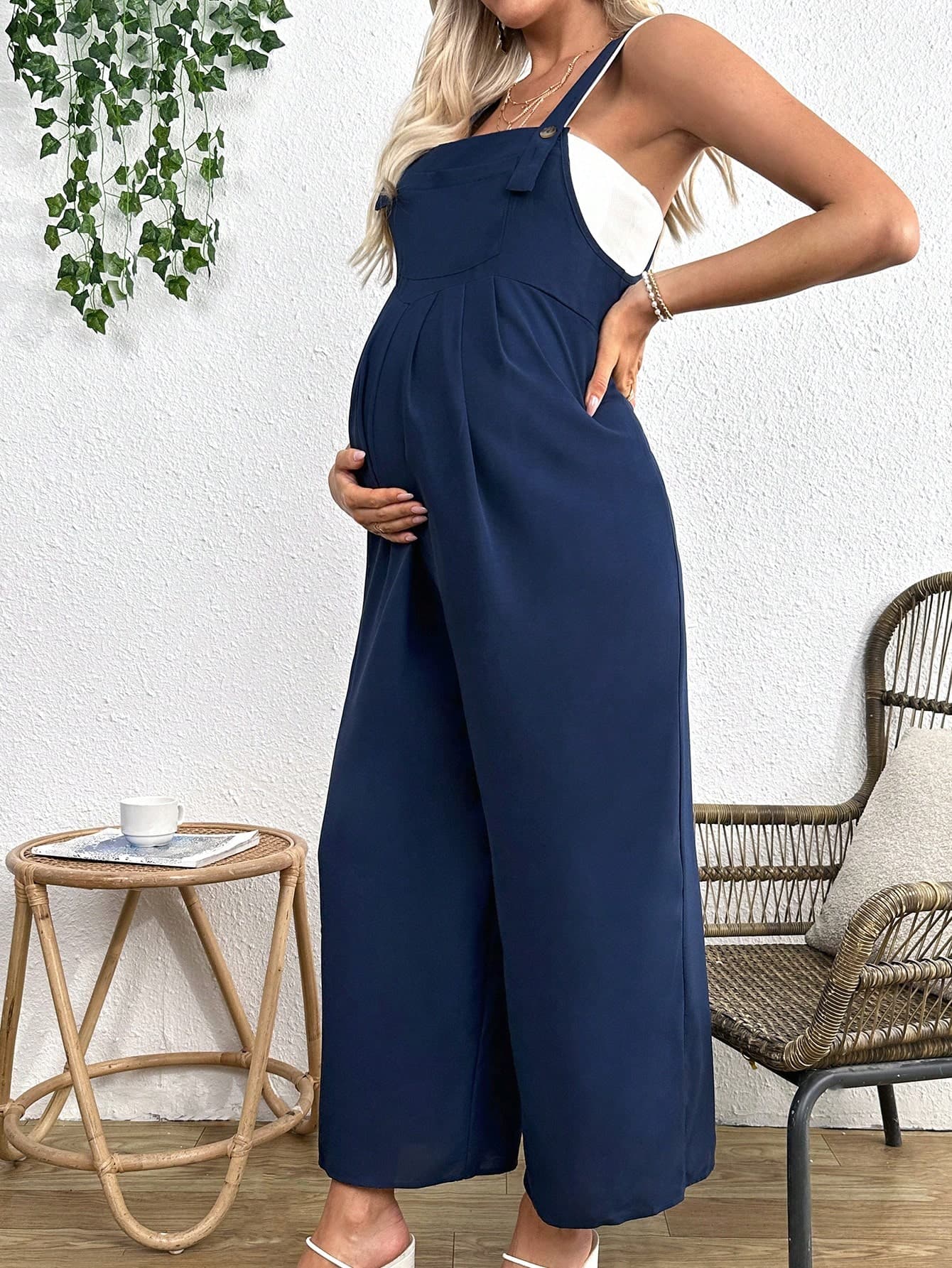 SHEIN Maternity Adjustable Shoulder Strap Jumpsuit Fall