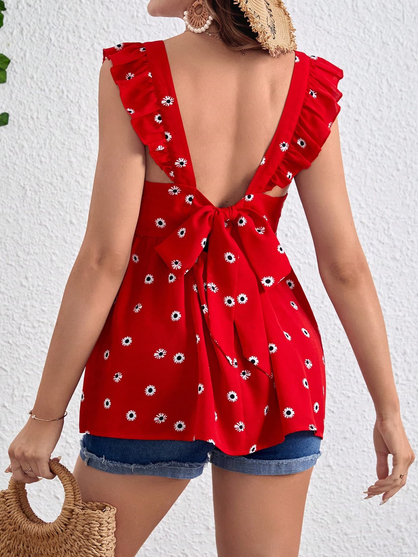 SHEIN Maternity Daisy Pattern Tie Back Flounce Sleeve Ruffle Hem Blouse