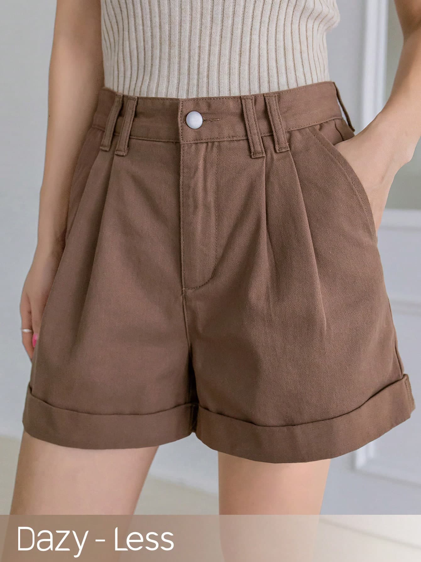 Dazy-Less Women's Pleated Denim Shorts With Pockets Jorts