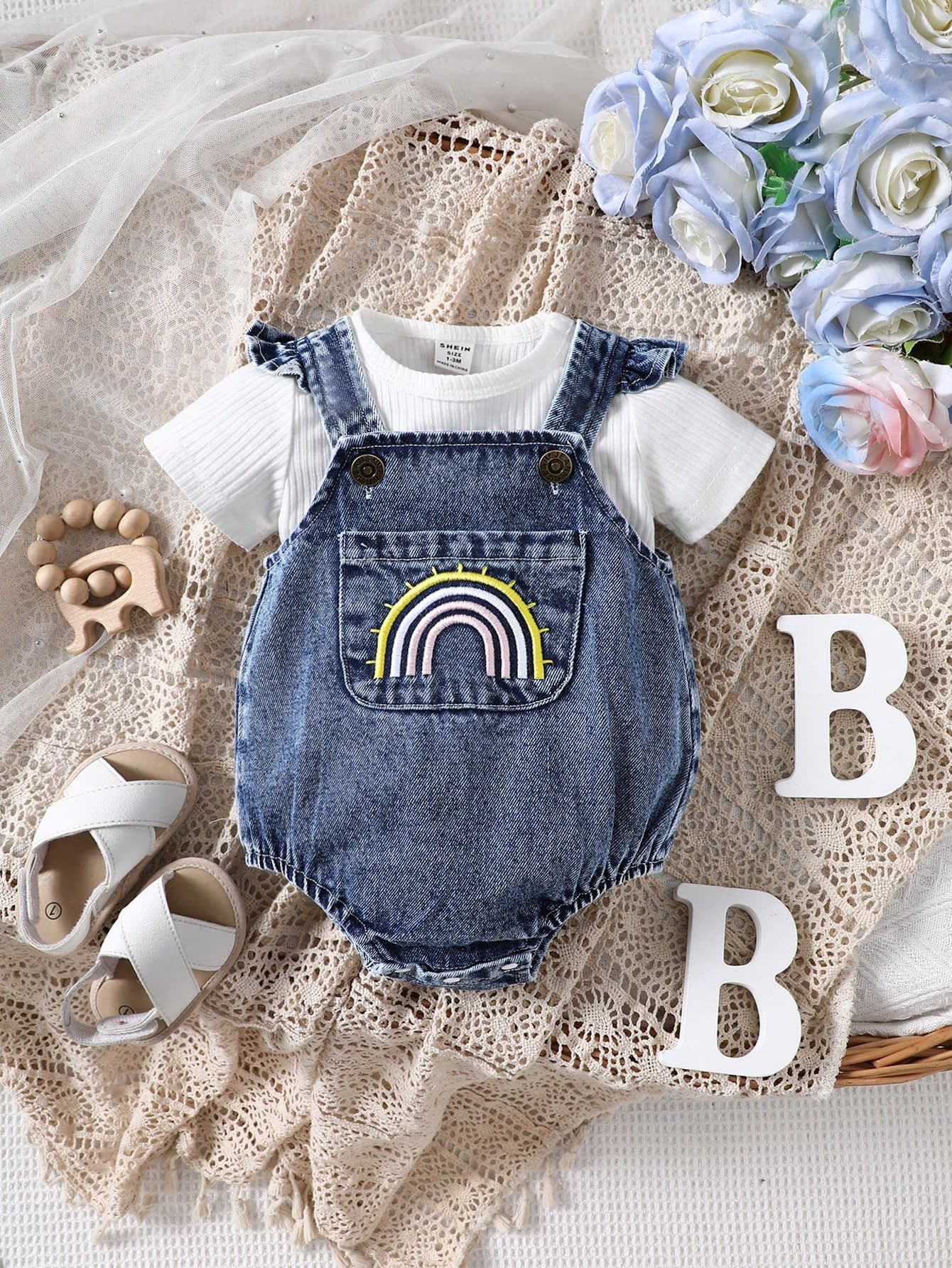 SHEIN Newborn Baby Girl Summer Solid Color Cap Sleeve Casual T-Shirt And Rainbow Embroidery Flutter Sleeve Bodysuit Set