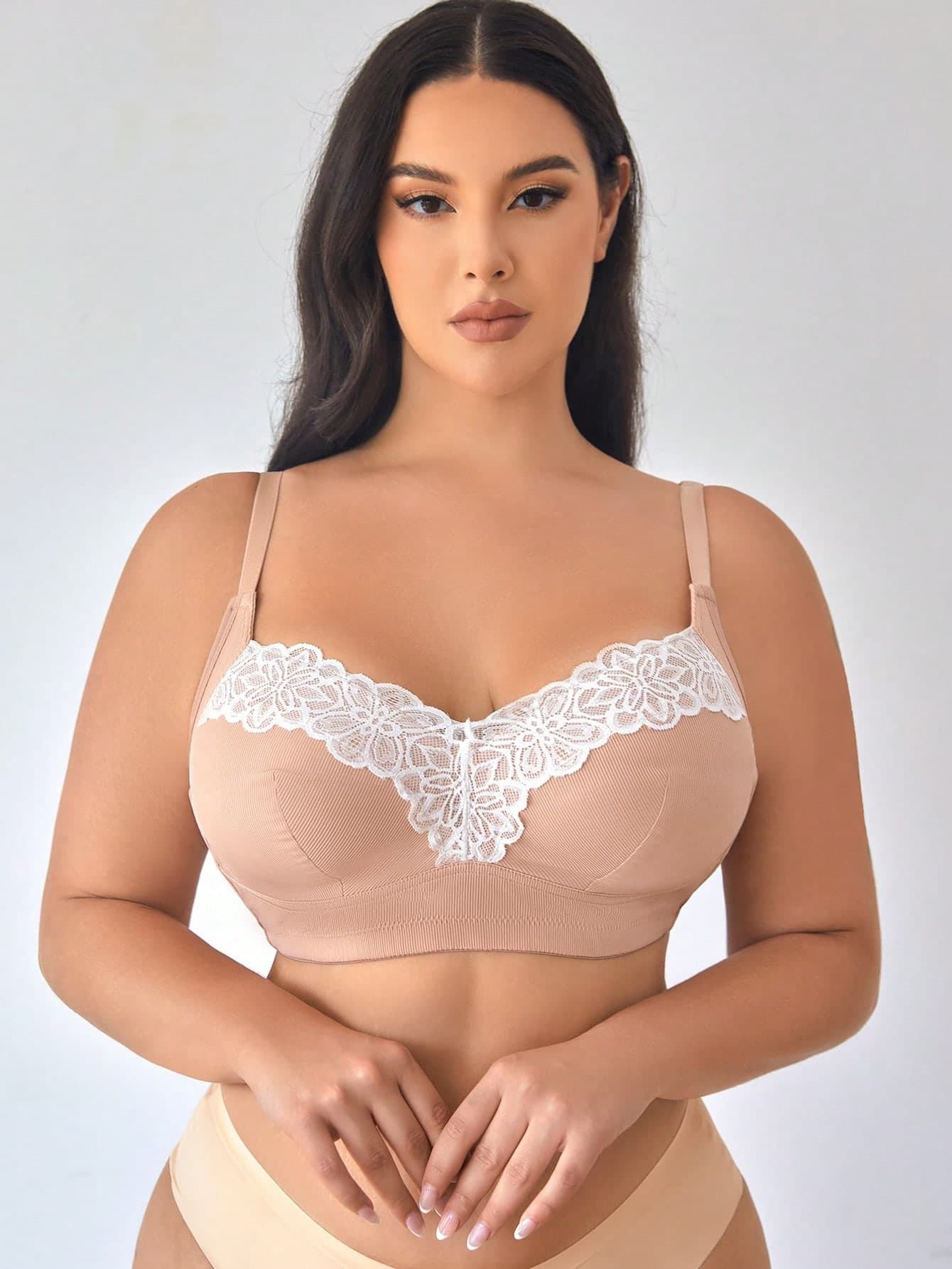 Plus Size Women's Lace Patchwork Wireless Bra, 1pc