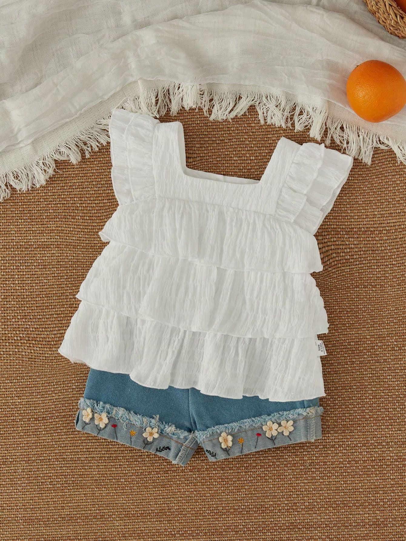 SHEIN Vintaside Kids Baby Girl Holiday Casual Solid Color Ruffle Trim Shirt And Small Flower Embroidered Denim Shorts Set