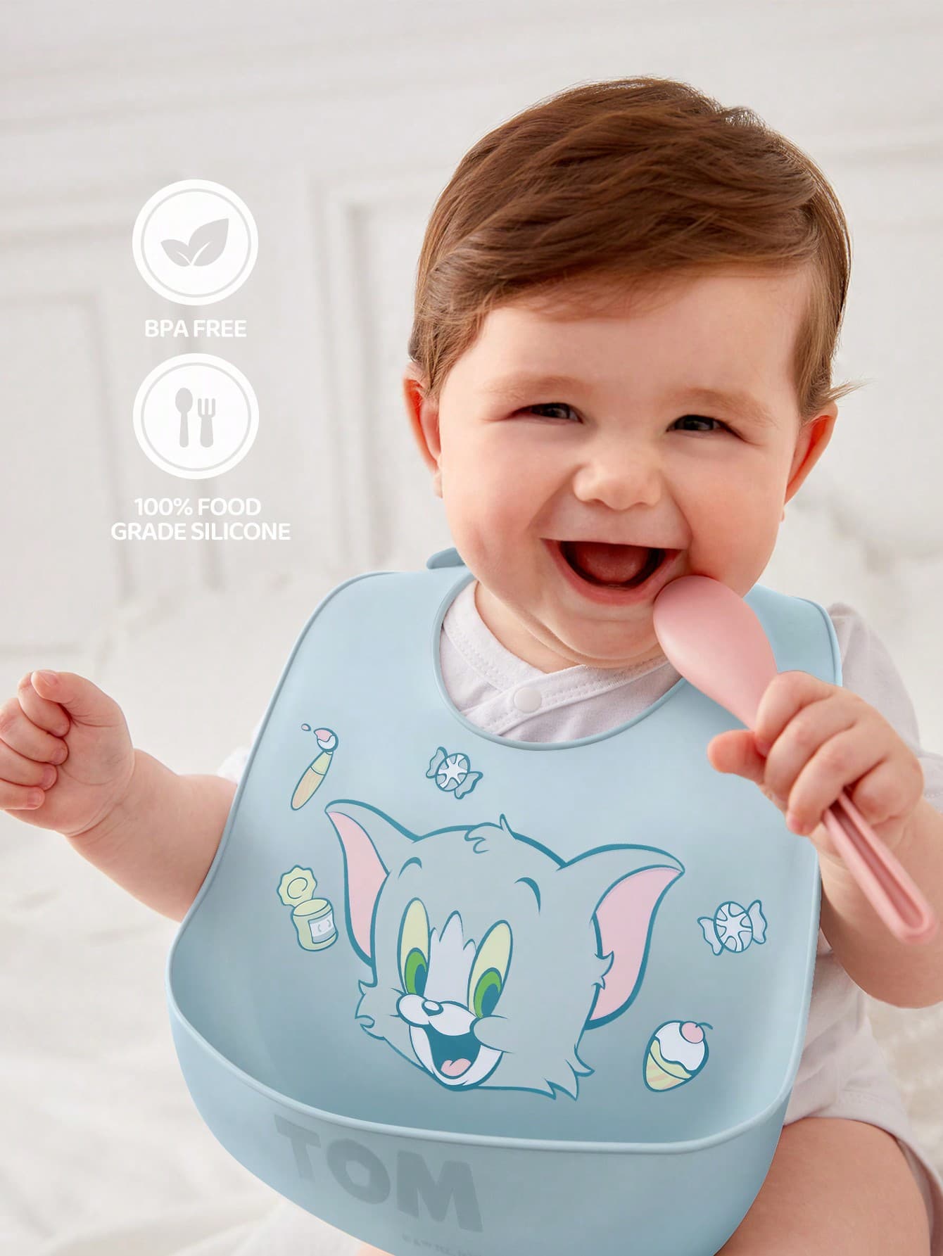 TOM & JERRY X SHEIN Cute TOM Print Silicon Baby Bib, Waterproof And Oil-Proof For Feeding