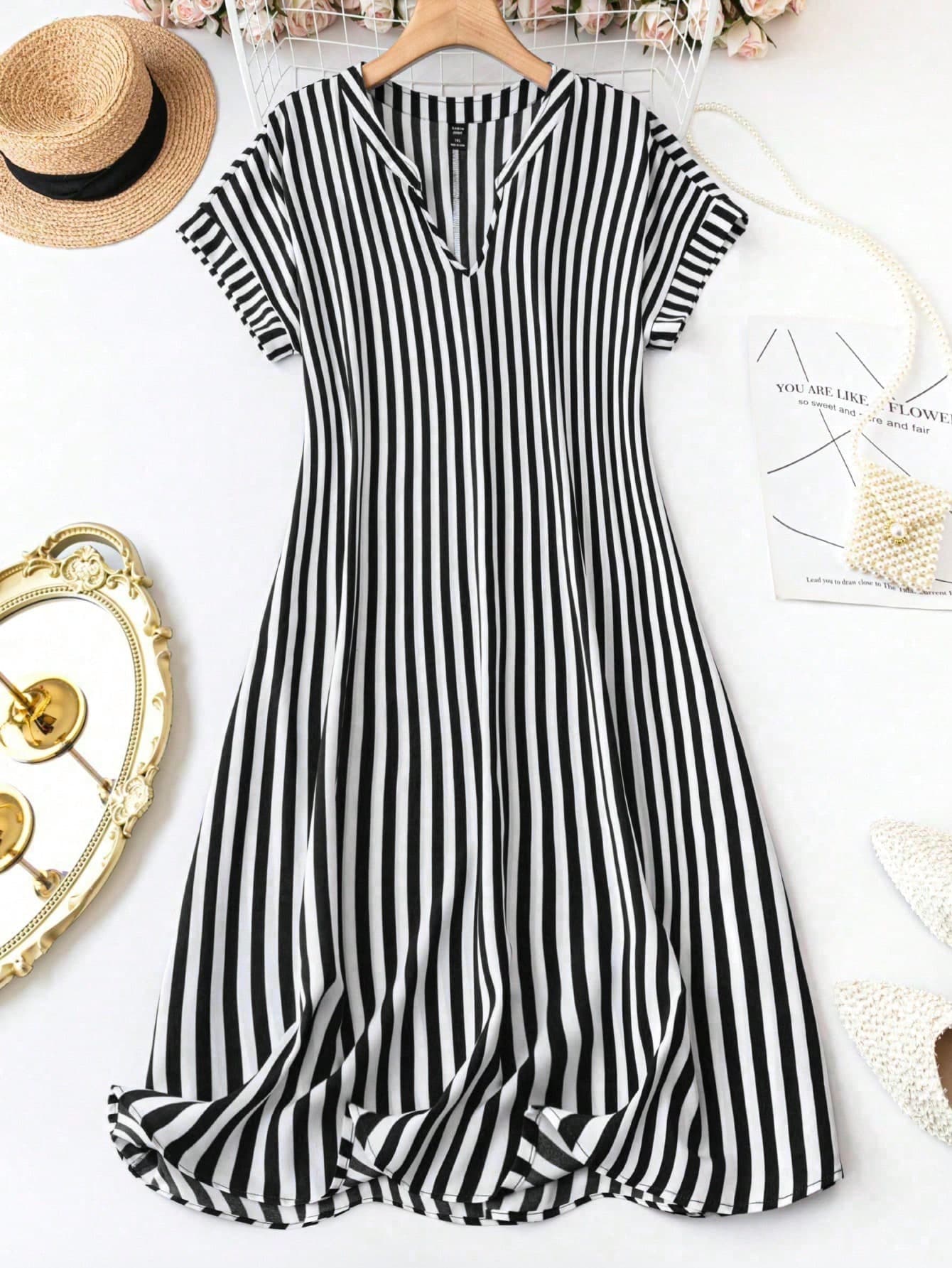 SHEIN LUNE Plus Size Women Summer Striped Batwing Short Sleeve Casual Dress,Notched V-Neckline,Black And White,Elegant,Smart Casual,Vacation Resort Beach Outfit