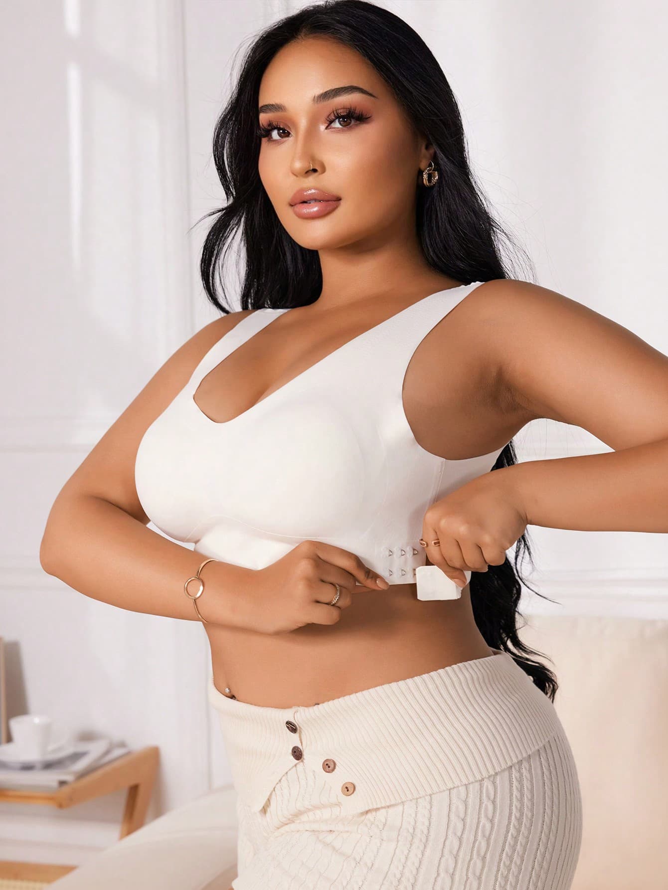 SHEIN Plus Size White Knitted Comfy Bralette With Medium Stretch For Everyday Wear