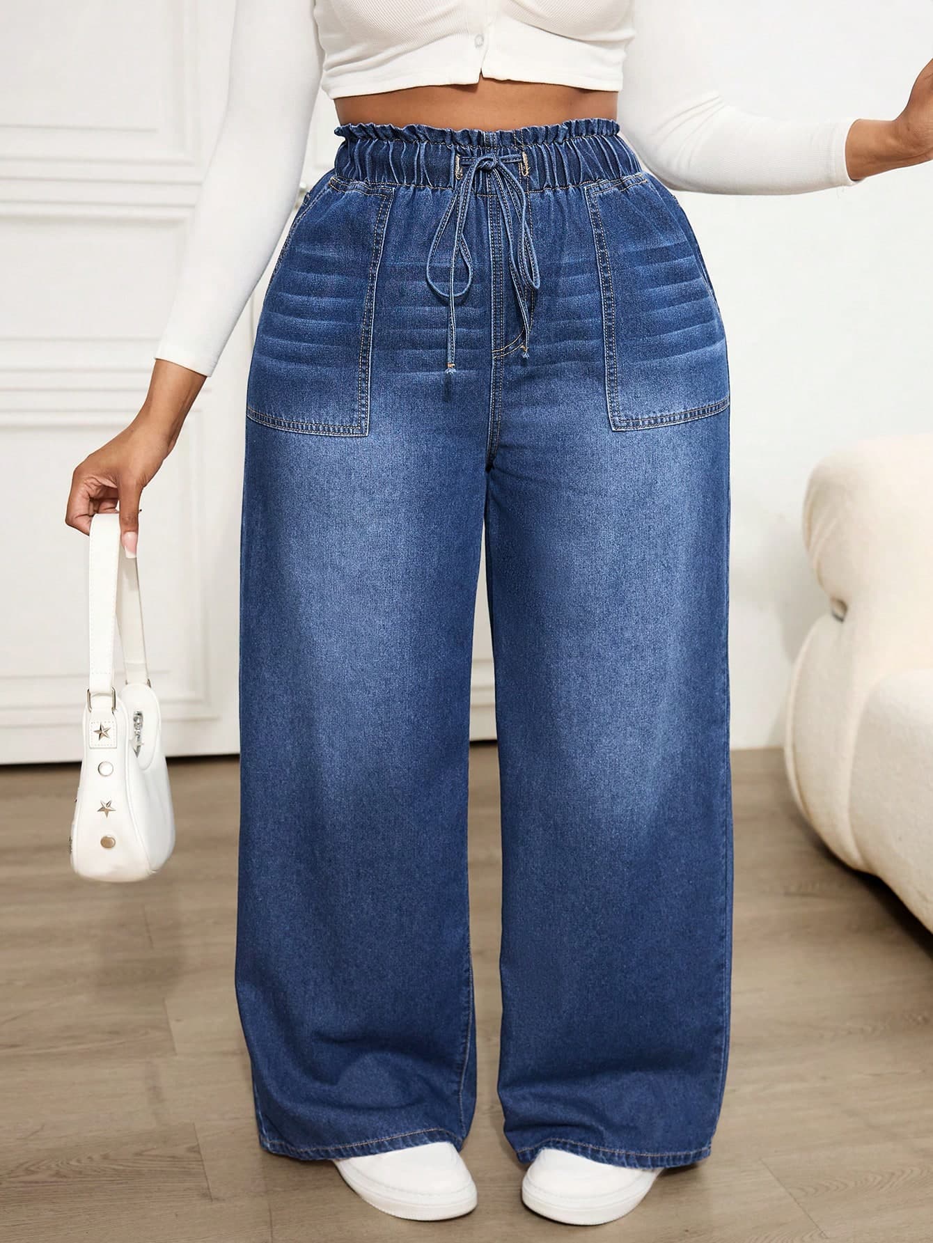 Dripcurv Plus-Size Women's Retro Washed Denim Jeans, All-Season Casual Loose Elastic Waistband Straight Leg Pants, Perfect For Casual Vacations And Christmas.