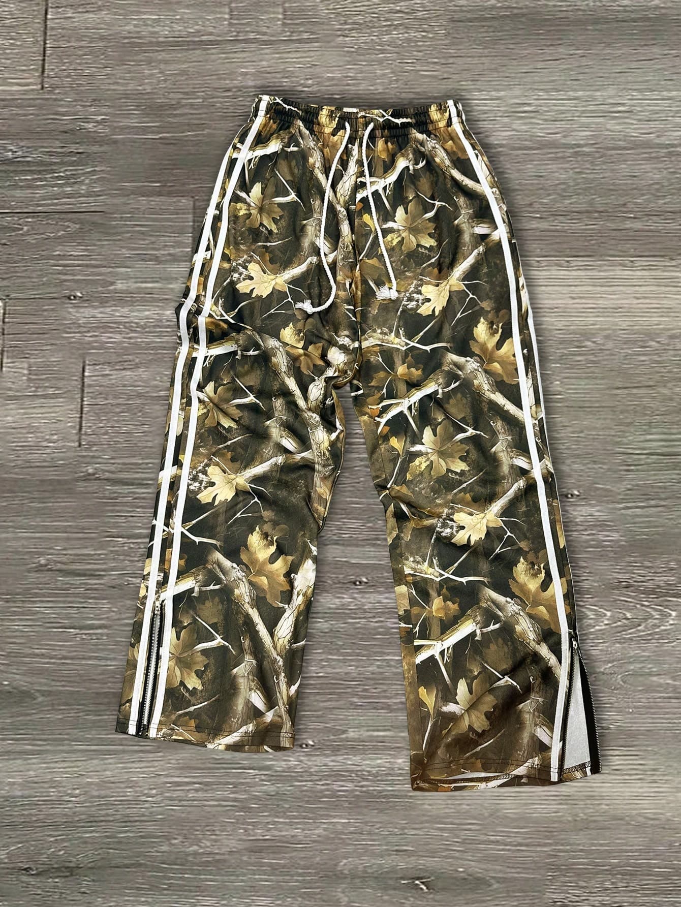 Men's Vintage Street Camo Leaf Allover Print Stitching Drawstring Straight Leg Casual Pants