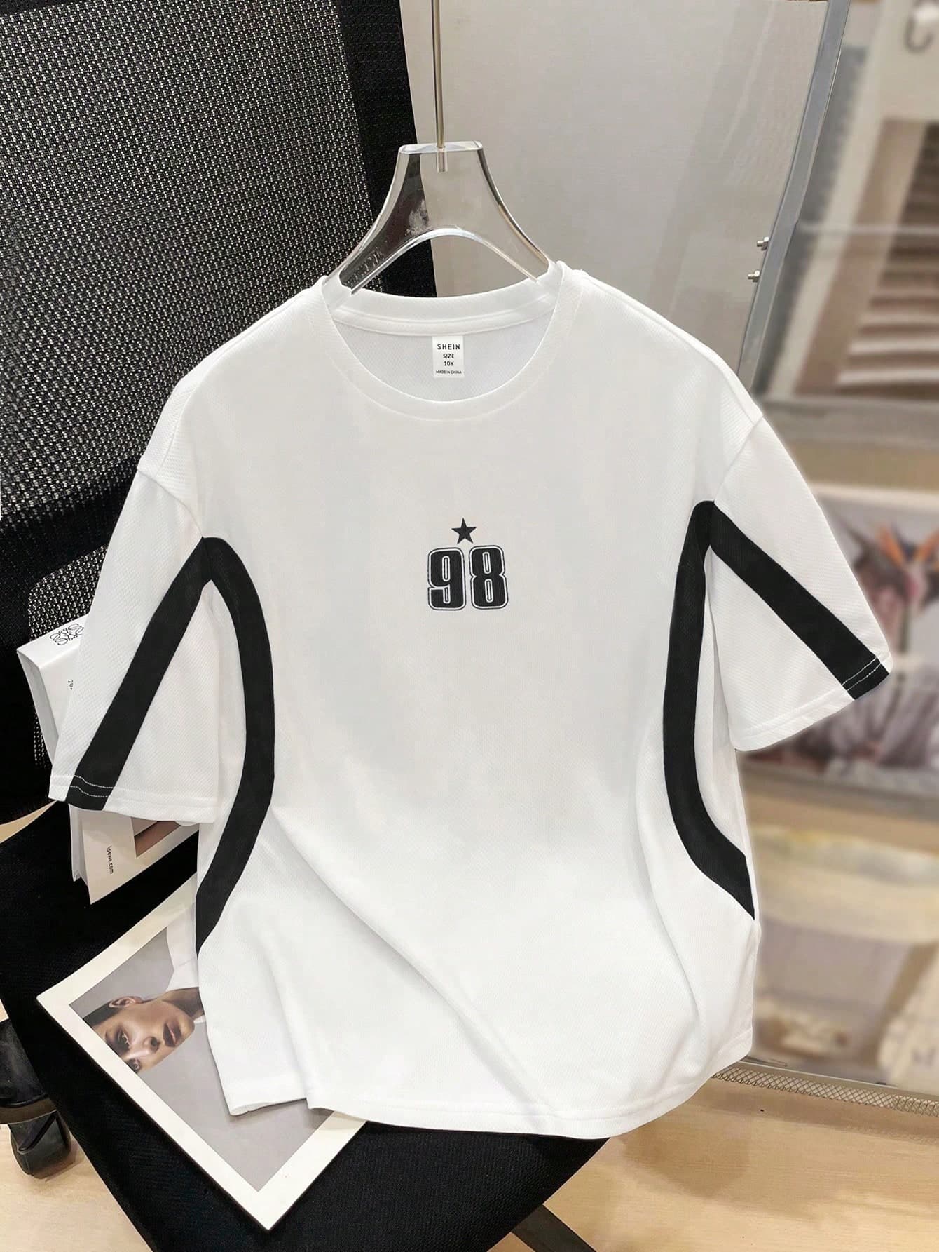 SHEIN Tween Boy July 4th American Flag Patchwork Sports Numerical Print Cheap Short Sleeve T-Shirt,Suitable For Commute,School,Casual,Spring Summer