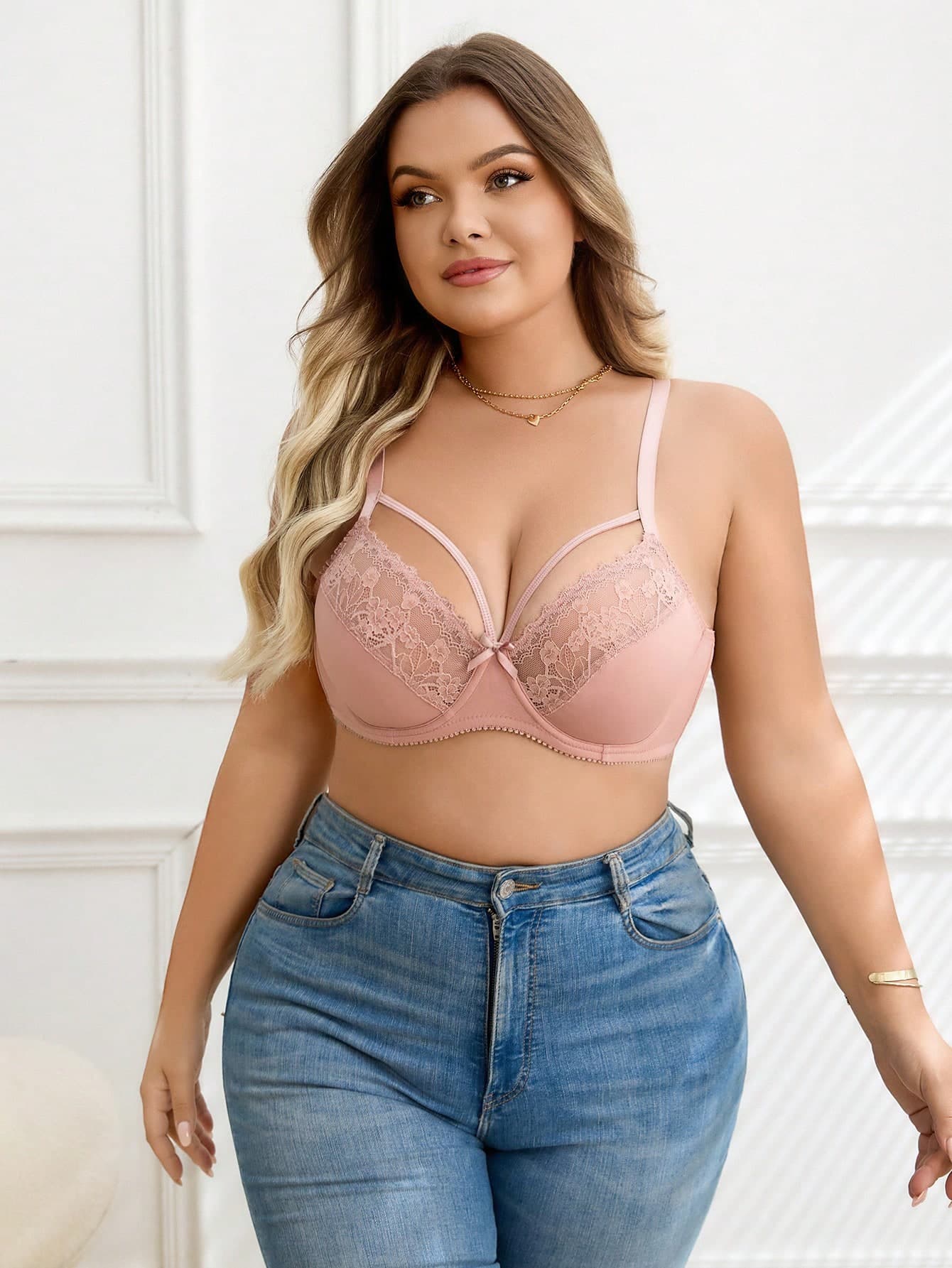 SHEIN 1pc Plus Size Lace Patchwork Underwired Soft Cup Lingerie Bra