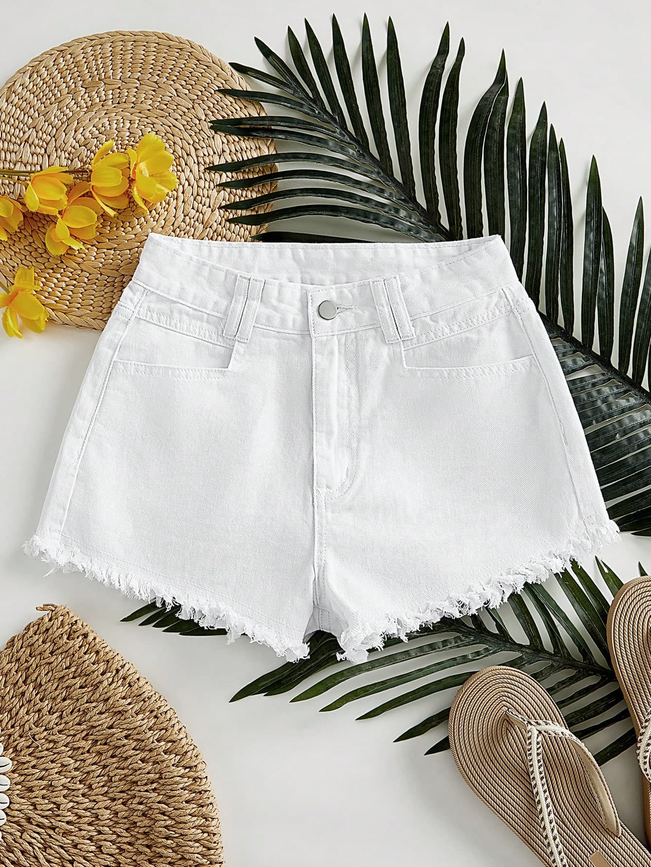 SHEIN PETITE Women's Summer Frayed Hem Casual Denim Shorts ,Petite Women