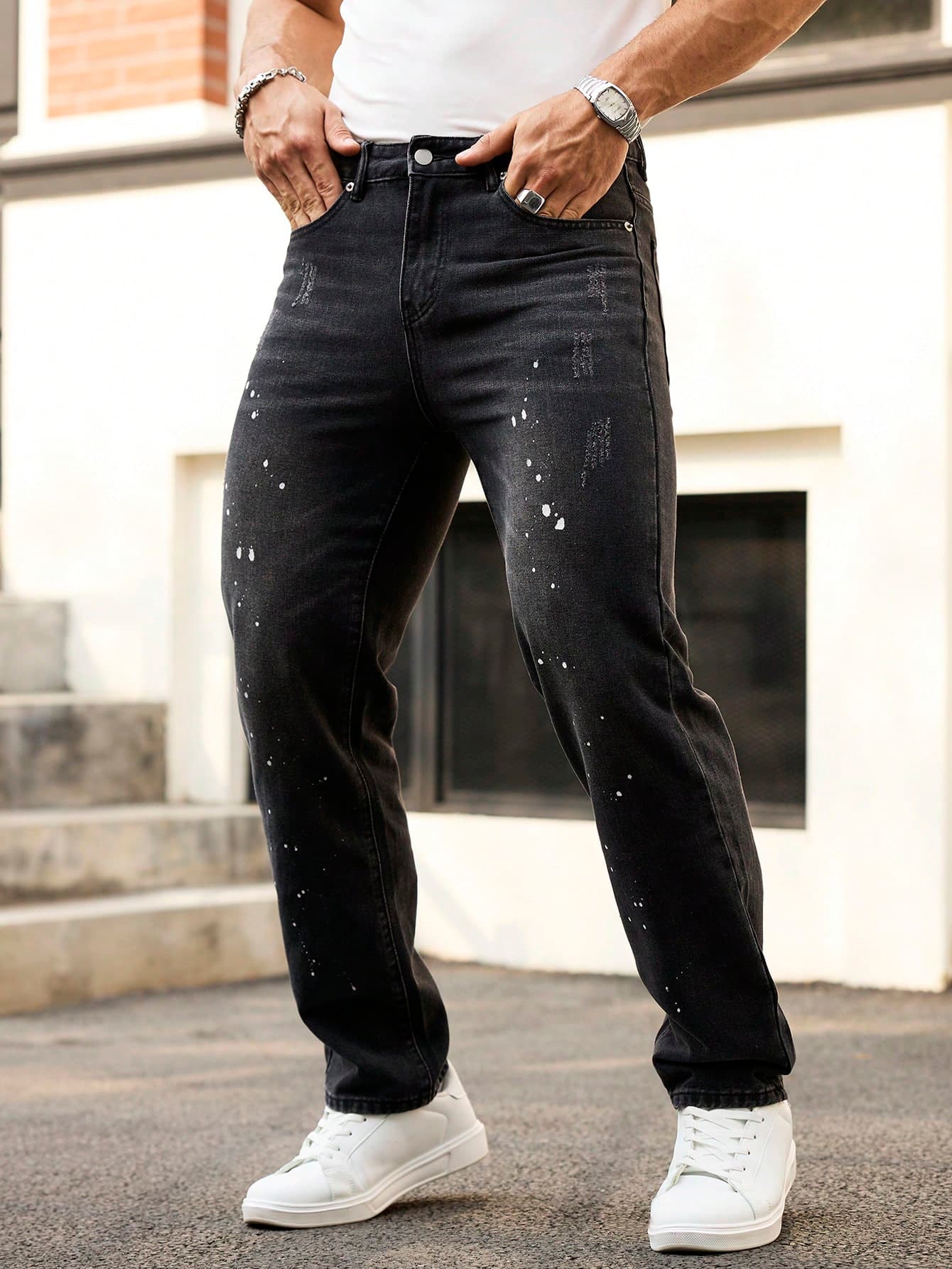 Manfinity Homme Men's Casual Everyday Cat Whisker Slanted Pocket Denim Jeans