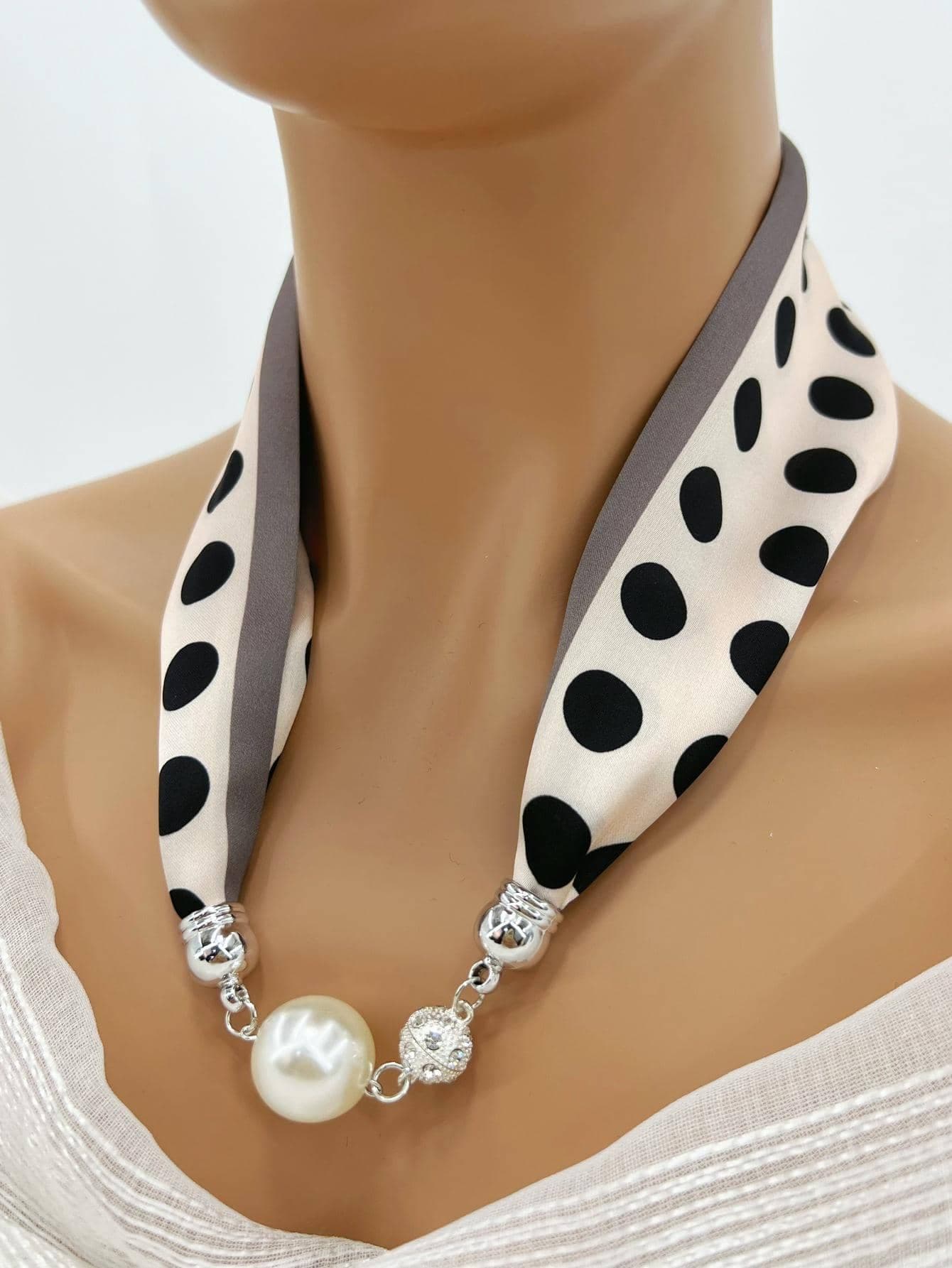 Polka Dot Print Faux Pearl Decor Silk Scarf Elegant Bandana,Hair Band,Head Band Ideal For Dressing Up Your Look