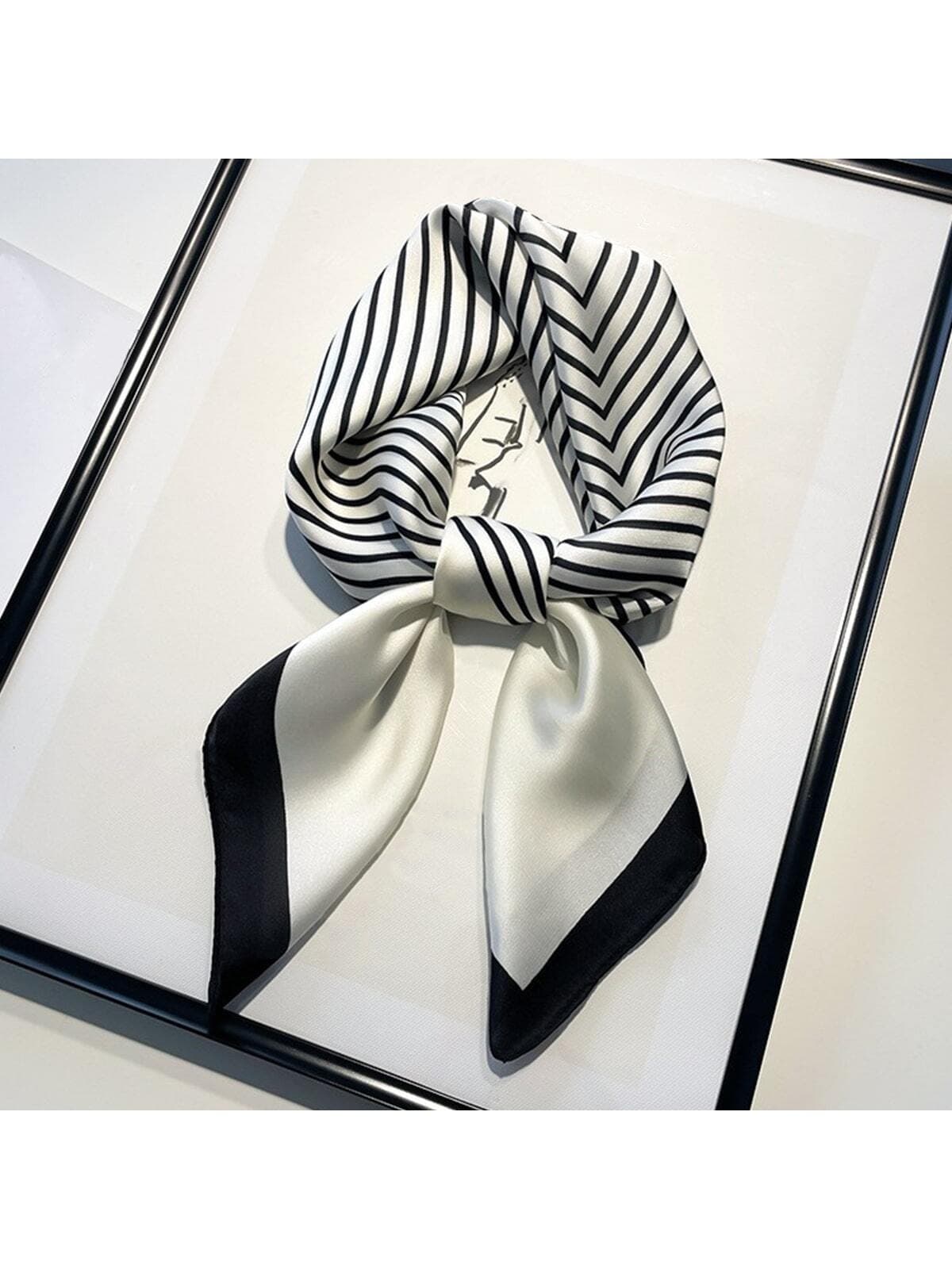 26.77inches Imitated Silk Floral Print Square Scarf, Multifunctional Headband, Neck Scarf, Bag Accessory For Women, 1pc Elegant Bandana