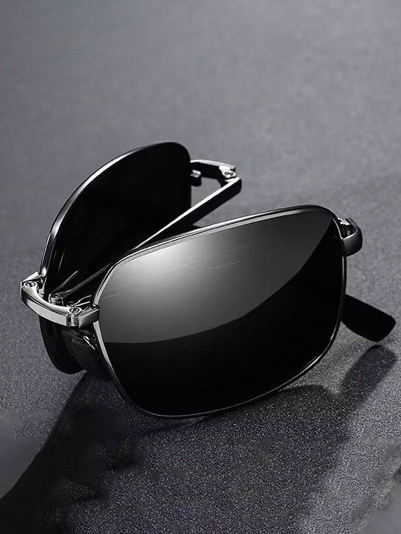 1pc Foldable Fashion Black Fashion Glasses, For Driving Beach Accessories Glasses Shades Looks Street Style And Suit For Sweater Jacket Sweatshirt Hoodie Leather Pants And Cargo Pants For Summer Beach Vacation,Outdoor,Travel