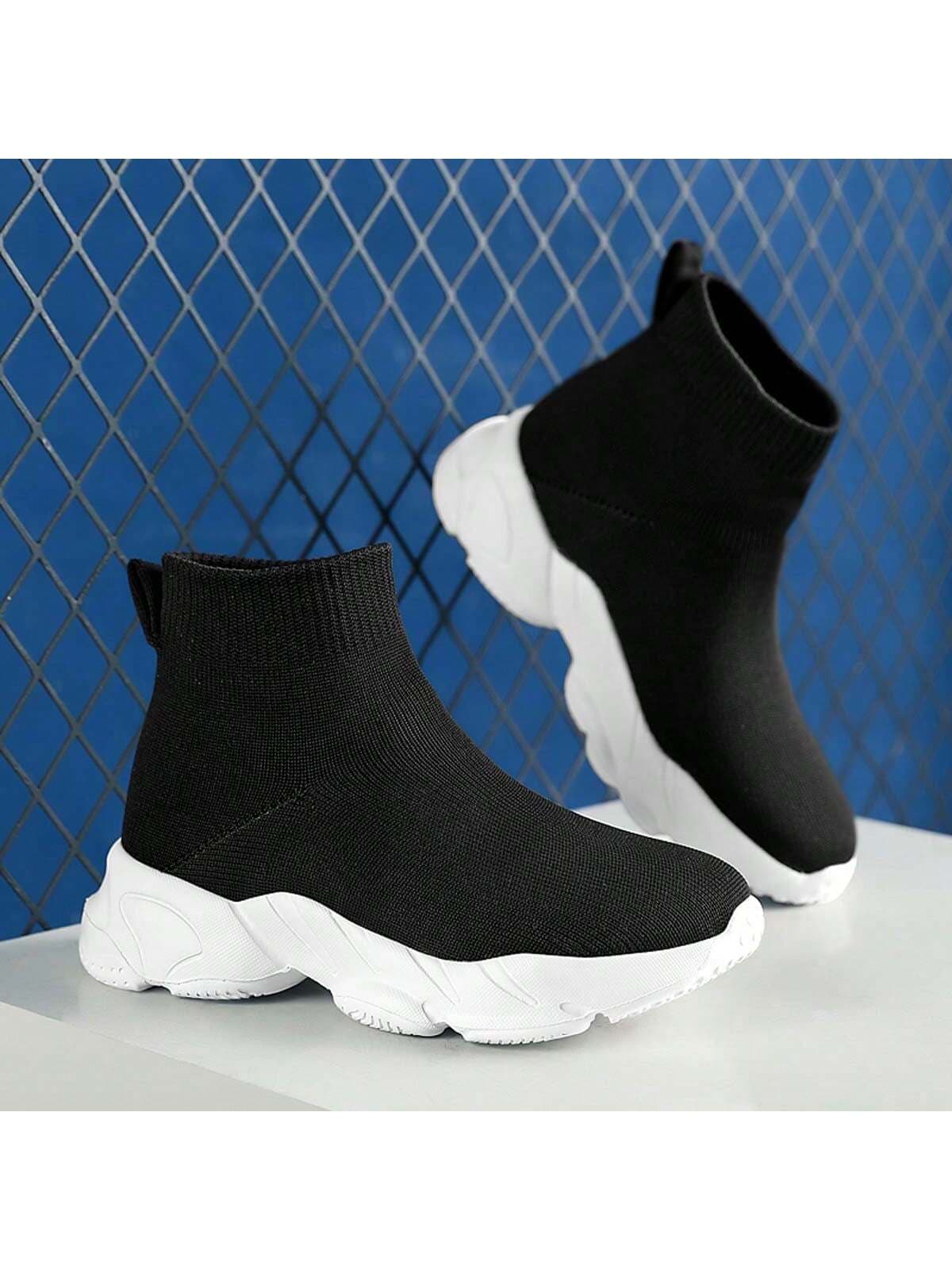 Lightweight Classic Fashionable High-Top Outdoor Sports Shoes For Students' Casual Wear And Exercise