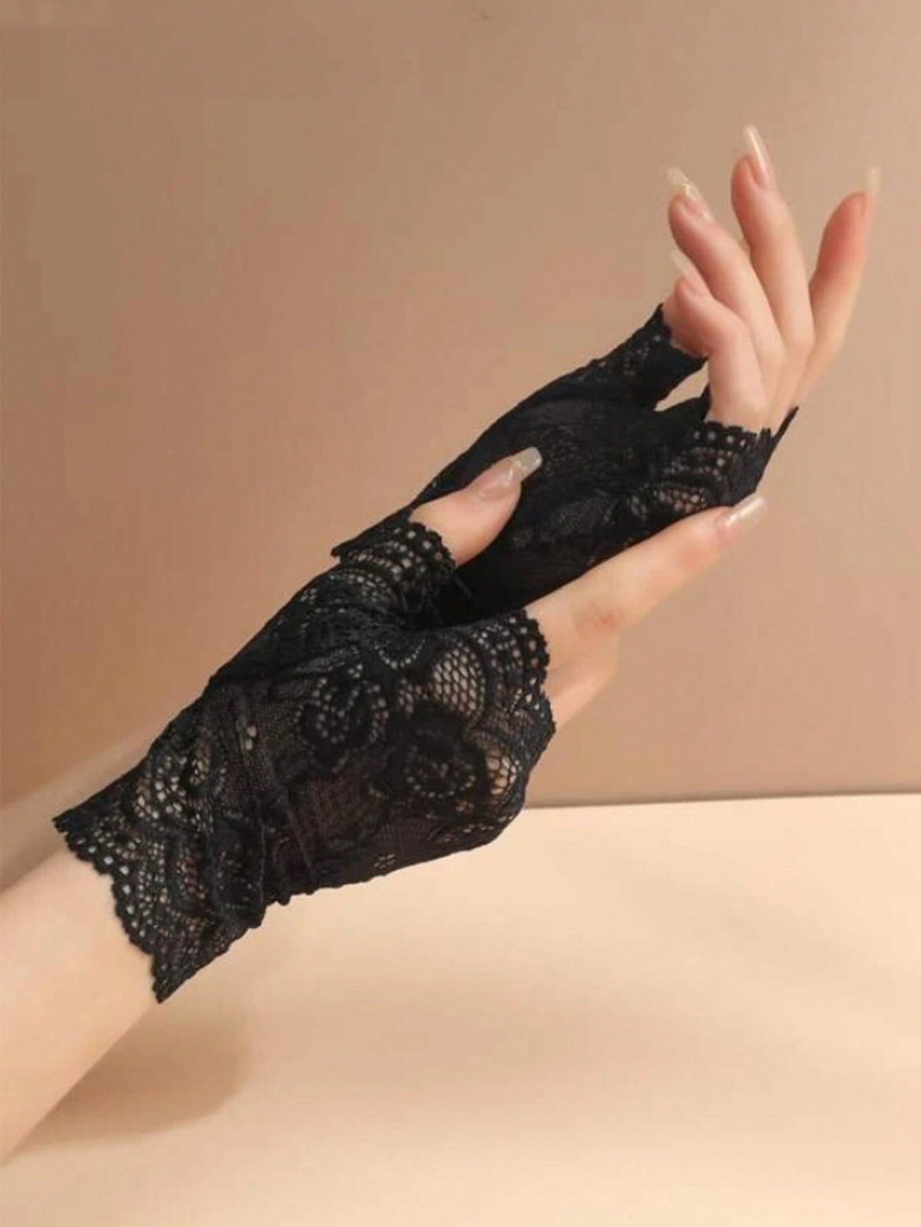 Elegant 1pair Women's Sailor Dance Style Fingerless Lace Gloves For Sun Protection & Scar Coverage While Driving Halloween