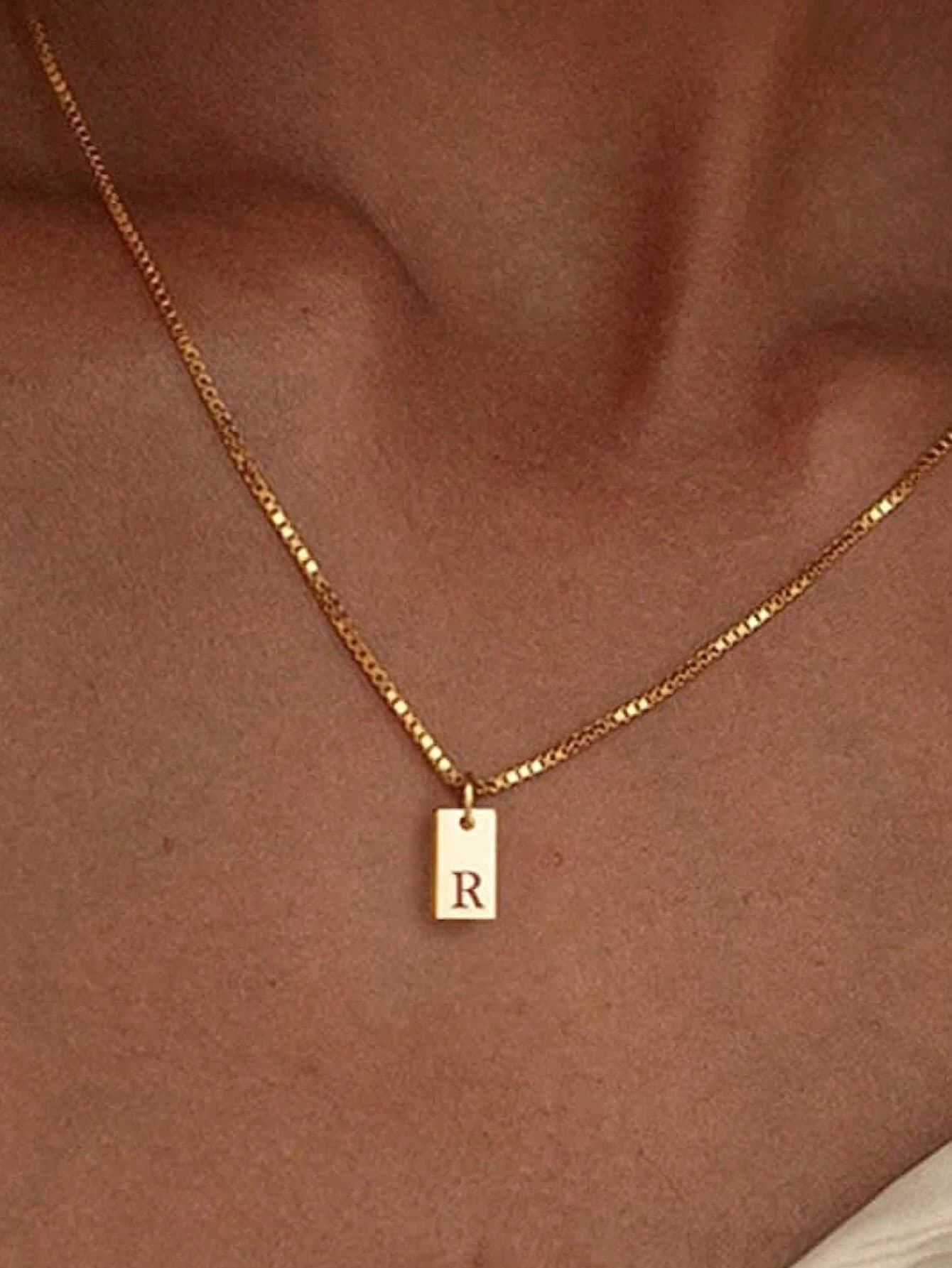 TUANZISP 1pc Gold Rectangular Pendant Necklace With 26 Alphabet Letters, Elegant Necklace Jewelry Gift For Women