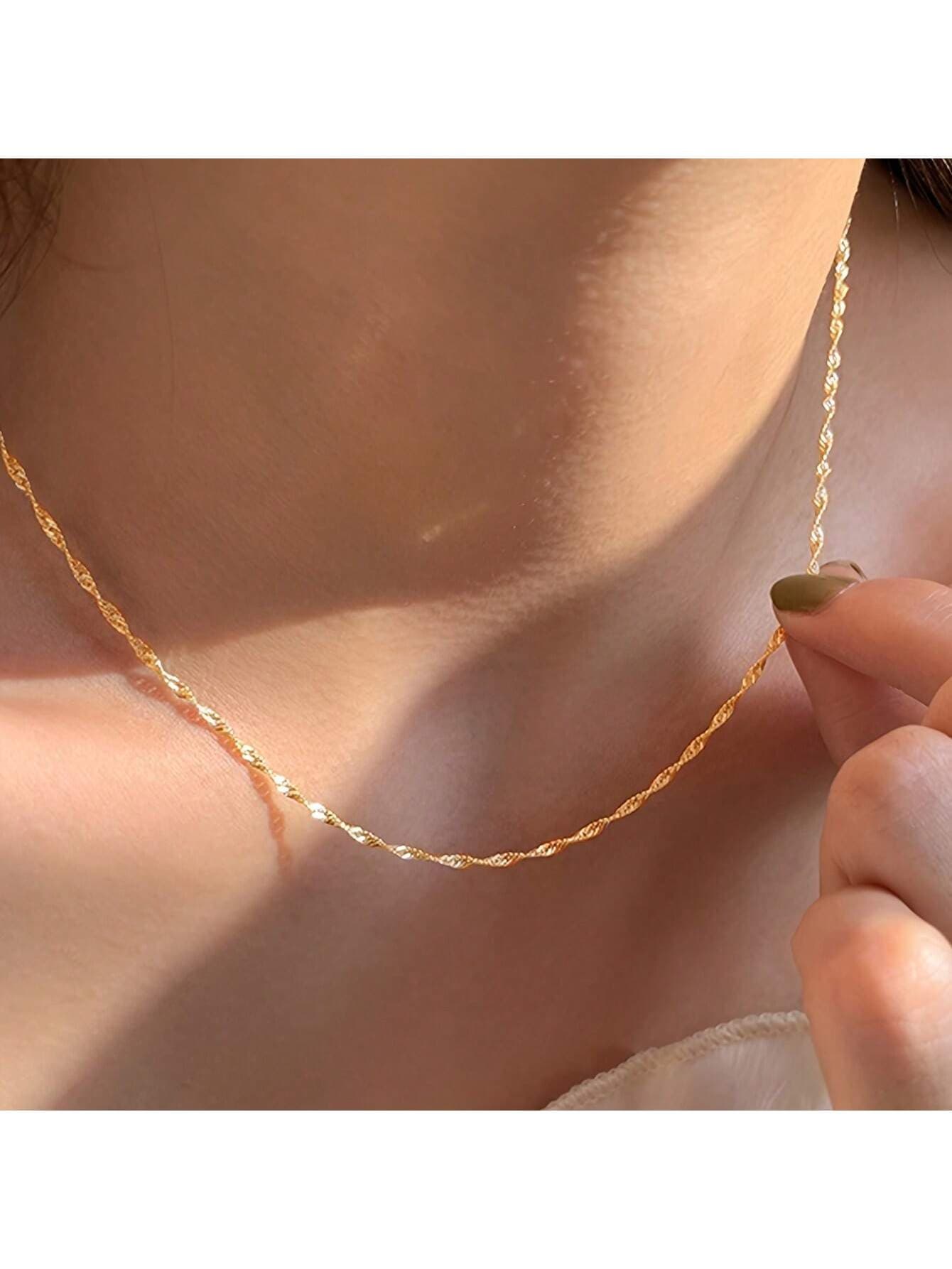 Elegant Wavy Chain Design 18K Gold Plated Stainless Steel Necklace For Women