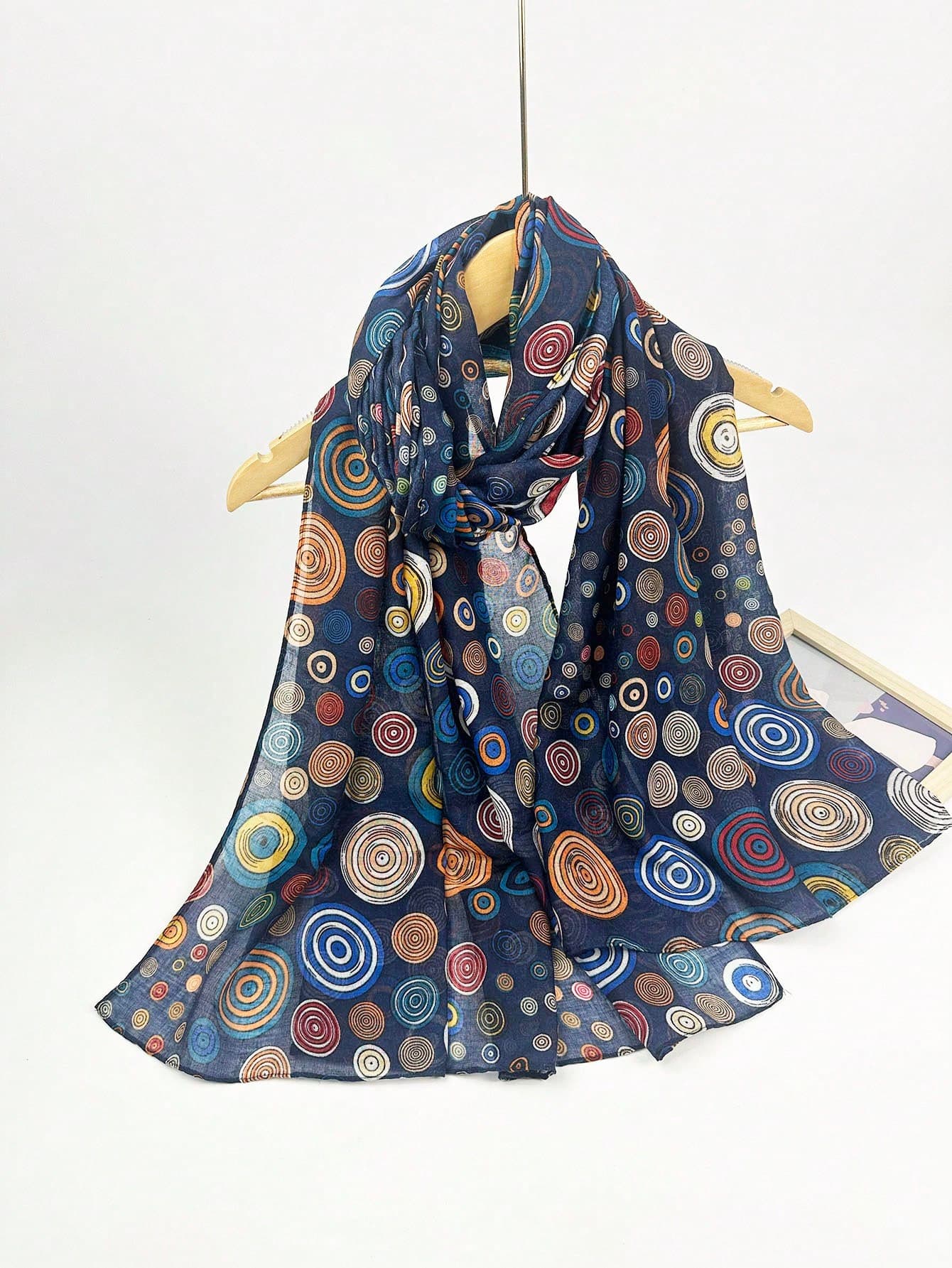 Street 1pc Ladies' Printed Woven Scarf, Suitable For Daily Commuting