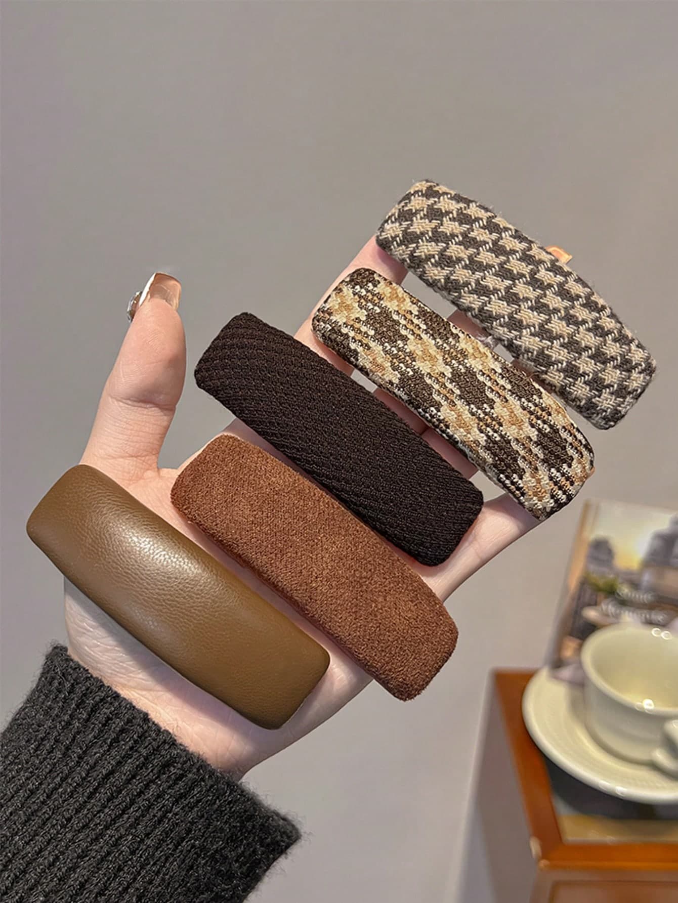 5pcs Women's Plaid Houndstooth Brown Fashion Versatile Hair Clips, Suitable For Daily Bathing And Face Washing, Can Be Matched With Clothing