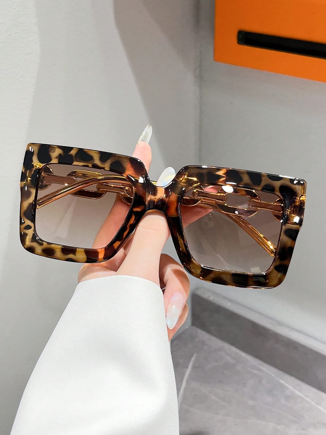 1 Pair Women's Square Oversized Fashion Glasses, Suitable For Sports, Travel, Holiday Outfits, Driving, Streetwear