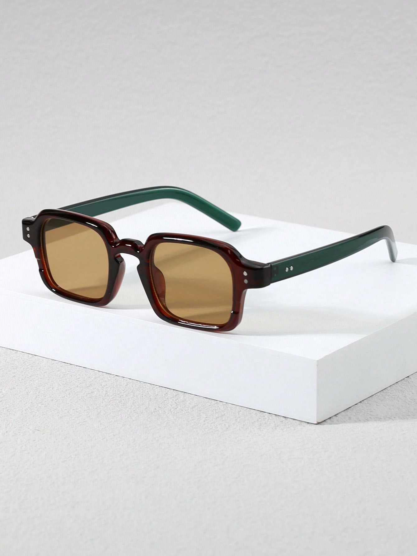 1 Pair Unisex Square Vintage Studded Punk Style Fashion Glasses, Fashion Eyewear For Street Style, Runway, Outdoor