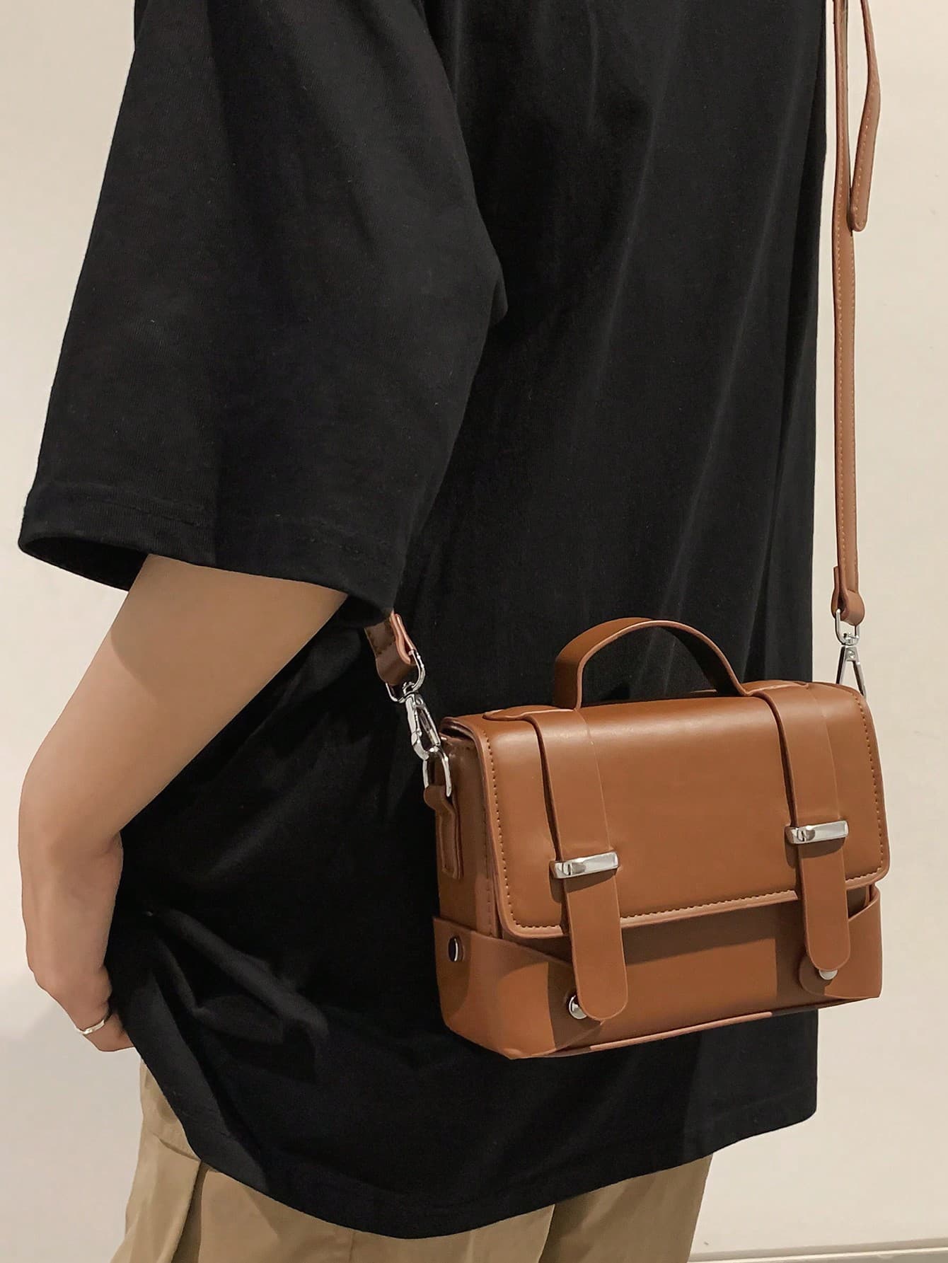 1pc Men's Fashion Minimalist Solid Color Box Crossbody Bag With Adjustable Shoulder Strap, Flap Closure, Casual Retro Daily Commute Business Lightweight Waterproof PU Mini Messenger Sling Bag, Peach Tree, Striped Rhombus Pattern, Travel Vacation Essential, Youth Personalized Small Square Bag, Sports Outdoor, Gift For Men, Father, Halloween