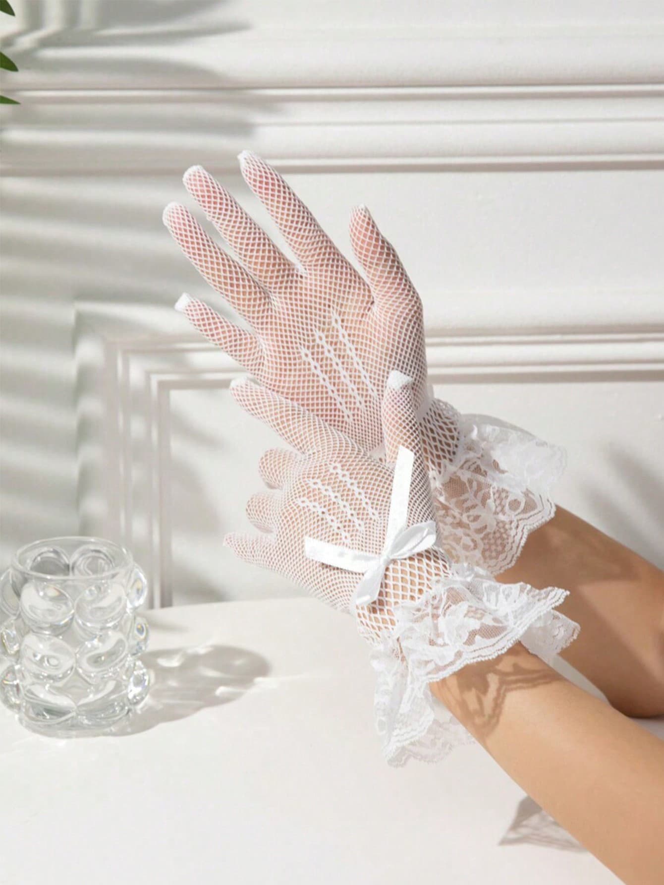 Ladies Lace Gloves Elegant Short Lace Gloves Tea Party Gloves For Women Wedding Dinner Party Valentine's Day