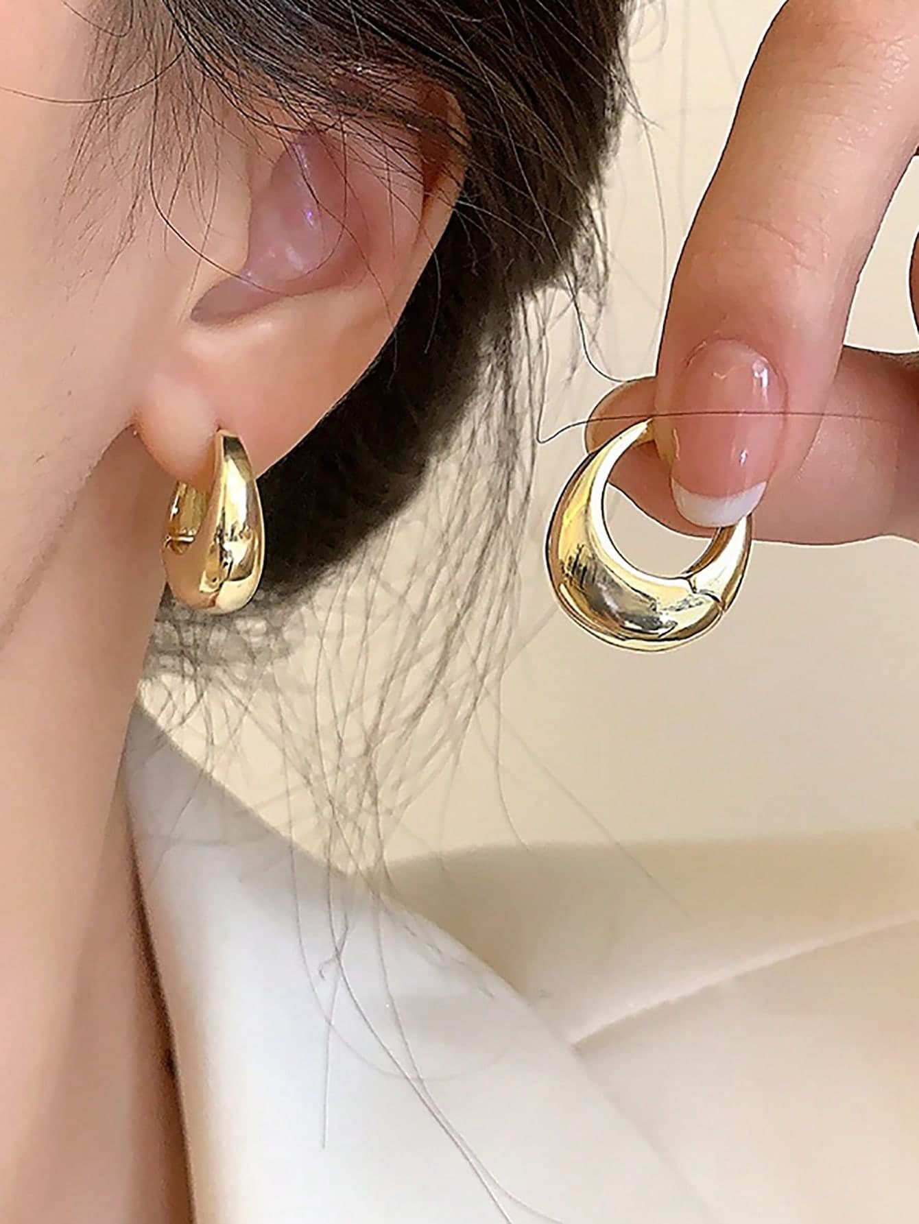 1pair European & American Minimalist Metallic Geometric U-Shaped Smooth Oval Hoop Earrings For Women, Daily Wear