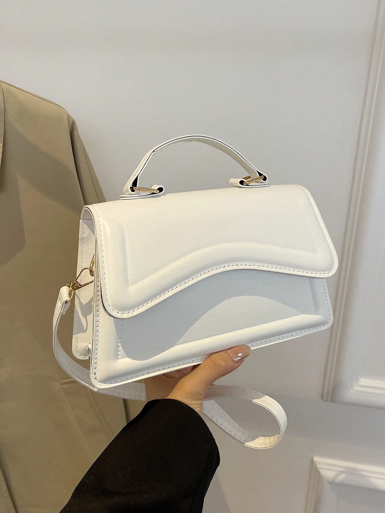 Fashion Minimalist Solid Color Shoulder Crossbody Stylish Metal Hardware Square Handbag For Women, White Bag
