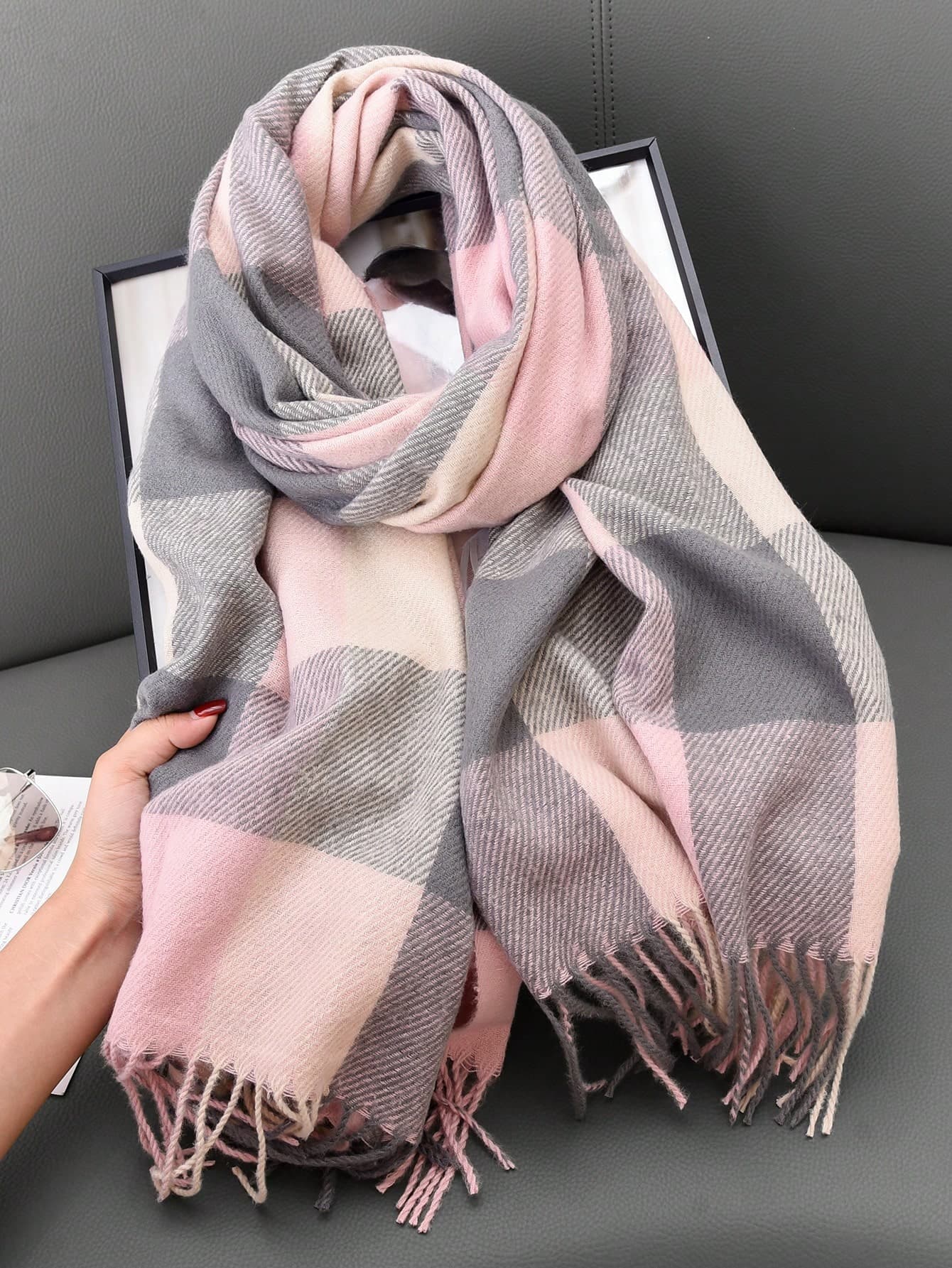 1pc Women Scarves Pink Retro Plaid Scarf, Casual Luxury Faux Cashmere Scarf - Warm, With Tassel Trim Shawl For Autumn And Winter