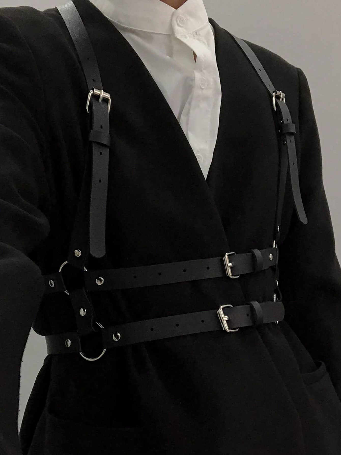1PC Fashion Men Leather Chest Harness Lingerie Adjustable Leather Body Bondage Strap Punk Club Costume Clothing Accessories For Going Out Outfit Wedding Party And For Gift Halloween Accessories, Halloween Costumes Autumn-Winter Accessories Halloween Costume,Suitable For Teens, Youth,Men,Casual, Outdoor, Athletic, Vacation, Graduation Gifts, Birthday, Daily Wear