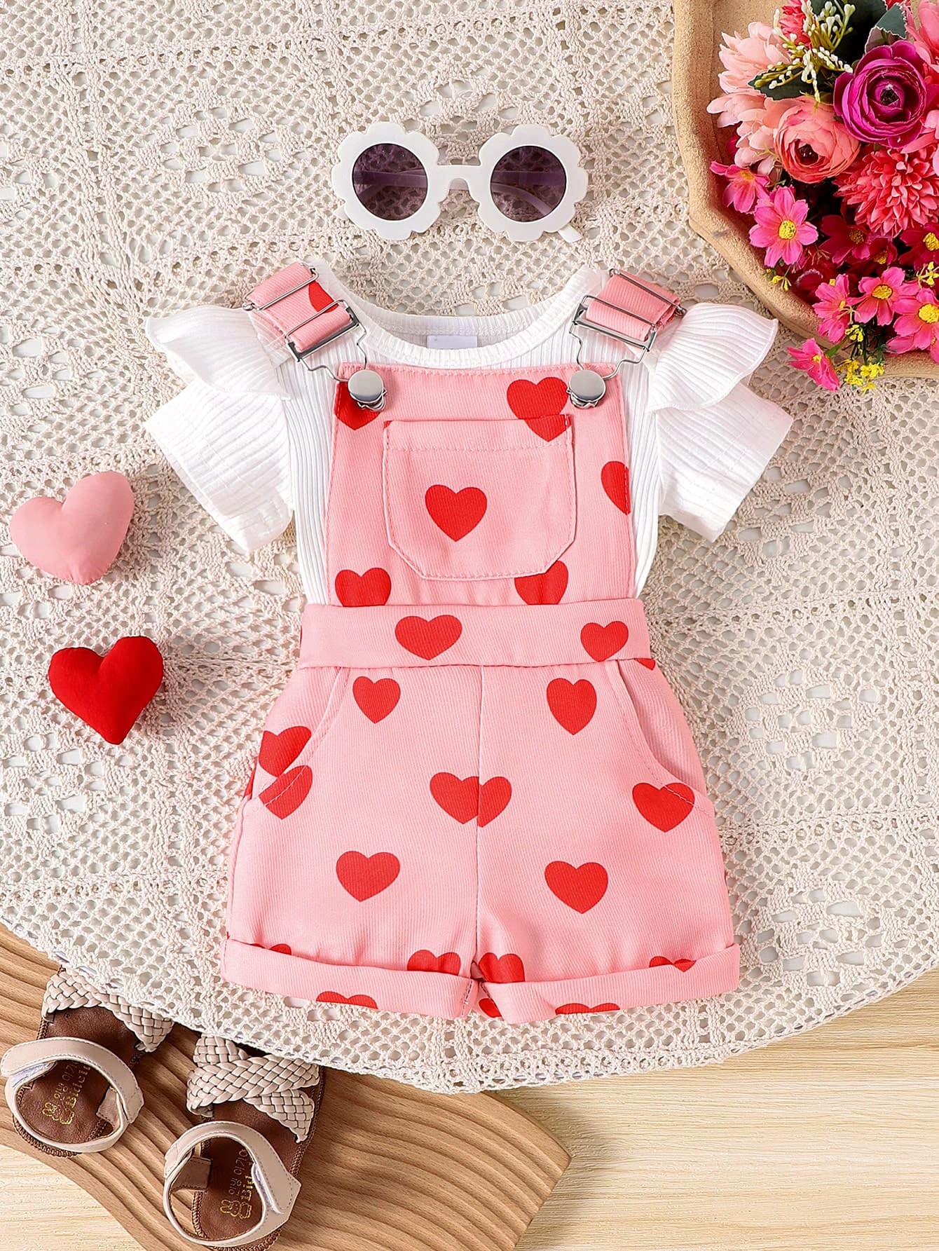 2pcs Baby Girl Cute Short Sleeve Ribbed Romper & Printed Overall Shorts Set, Thin Summer