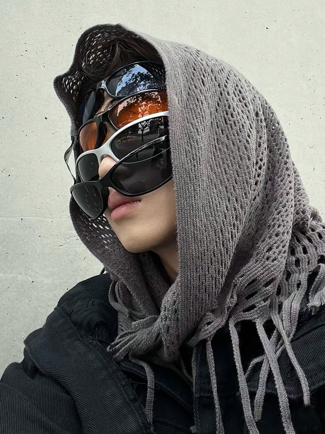1pc Men's Scarf With Tassels, Casual Face Mask Headwear, Streetwear Punk Warm Soft Shawl Versatile Triangle Bandana, Suitable For Couple Gift