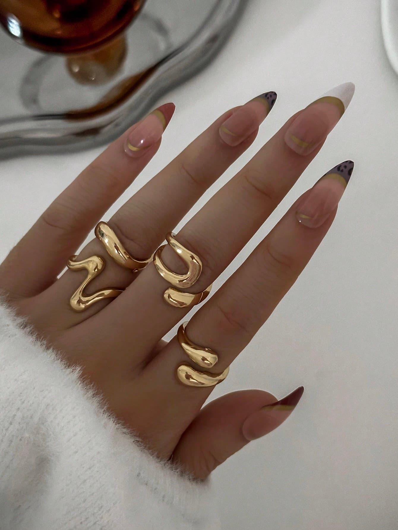 4 Pcs/Set Retro Fashion Geometric Open Circle Liquid Asymmetrical Ring Set, Charming Jewelry For Women, Suitable For Parties And Daily Wear
