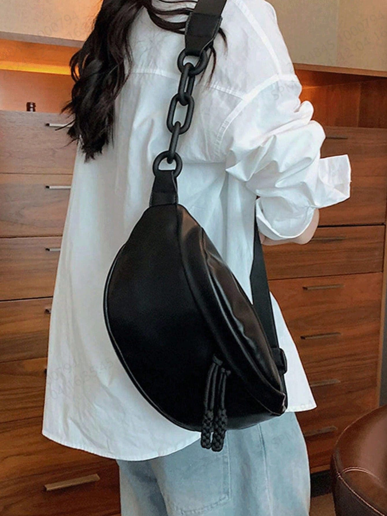 New Fashion Classic Large-Capacity Leisure PU Waterproof Fabric With Welt Pocket Design Diagonal Shoulder Chest Bag Is Suitable For Travel Sports.