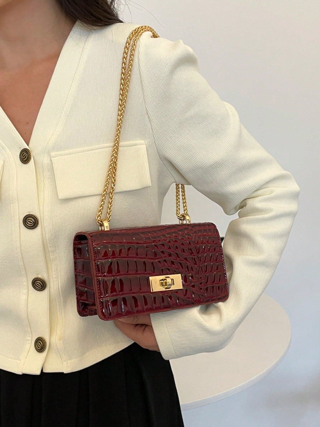 Faux Leather Solid Color Crocodile Embossed Fashion Mini Chain Crossbody Bag