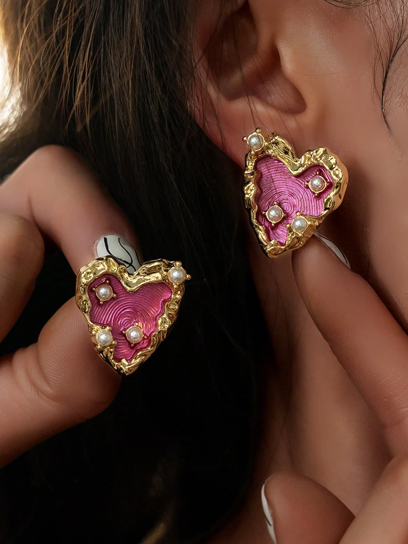 1 Pair Fashionable Elegant Vintage Rose Red Metal Exaggerated Heart Earrings - Best Gift For Close Friends, Valentine's Day, Mothers, Mother's Day