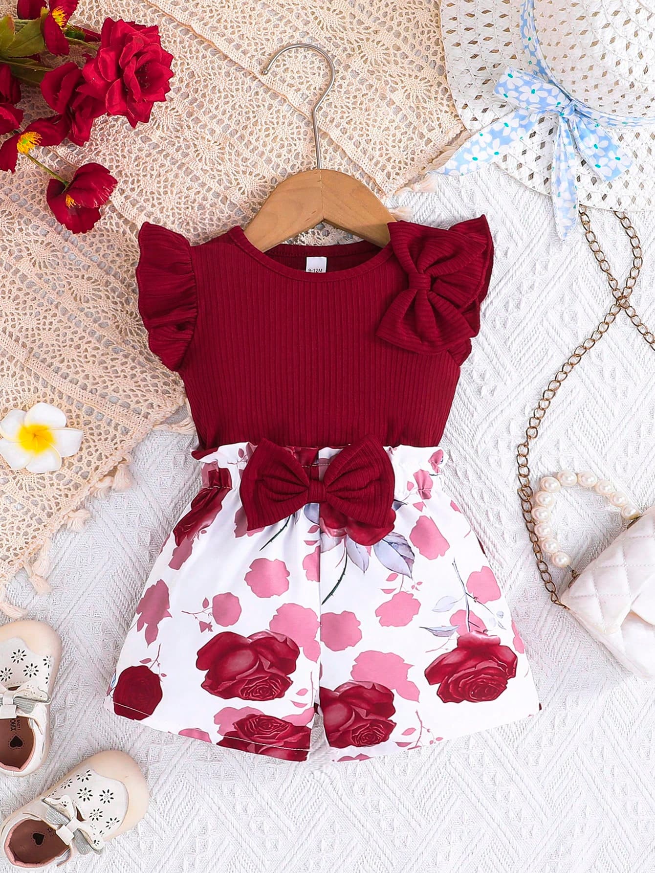 2pcs/Set Baby Girl Summer Outfit Cap Sleeve Cute Bow Top Paired With Flower Print Casual Shorts
